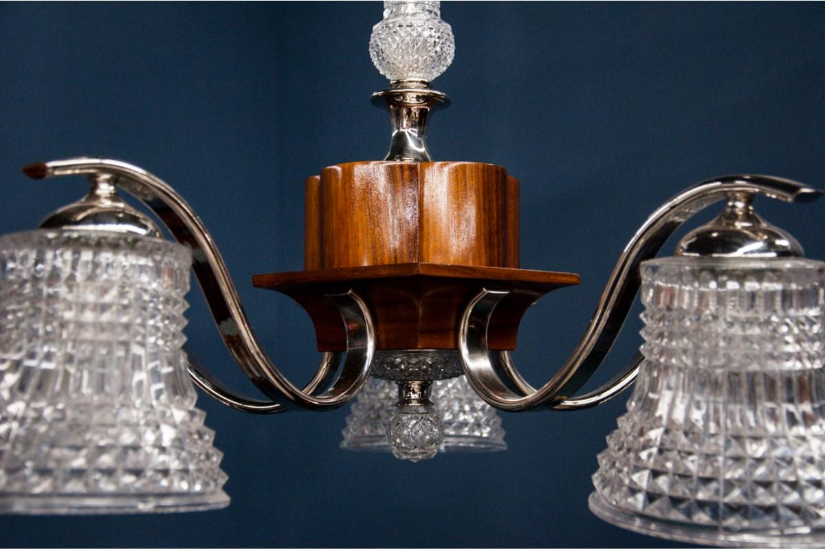 Milieu du XXe siècle Lustre avec abat-jours en cristal, Pologne, milieu du 20e siècle en vente