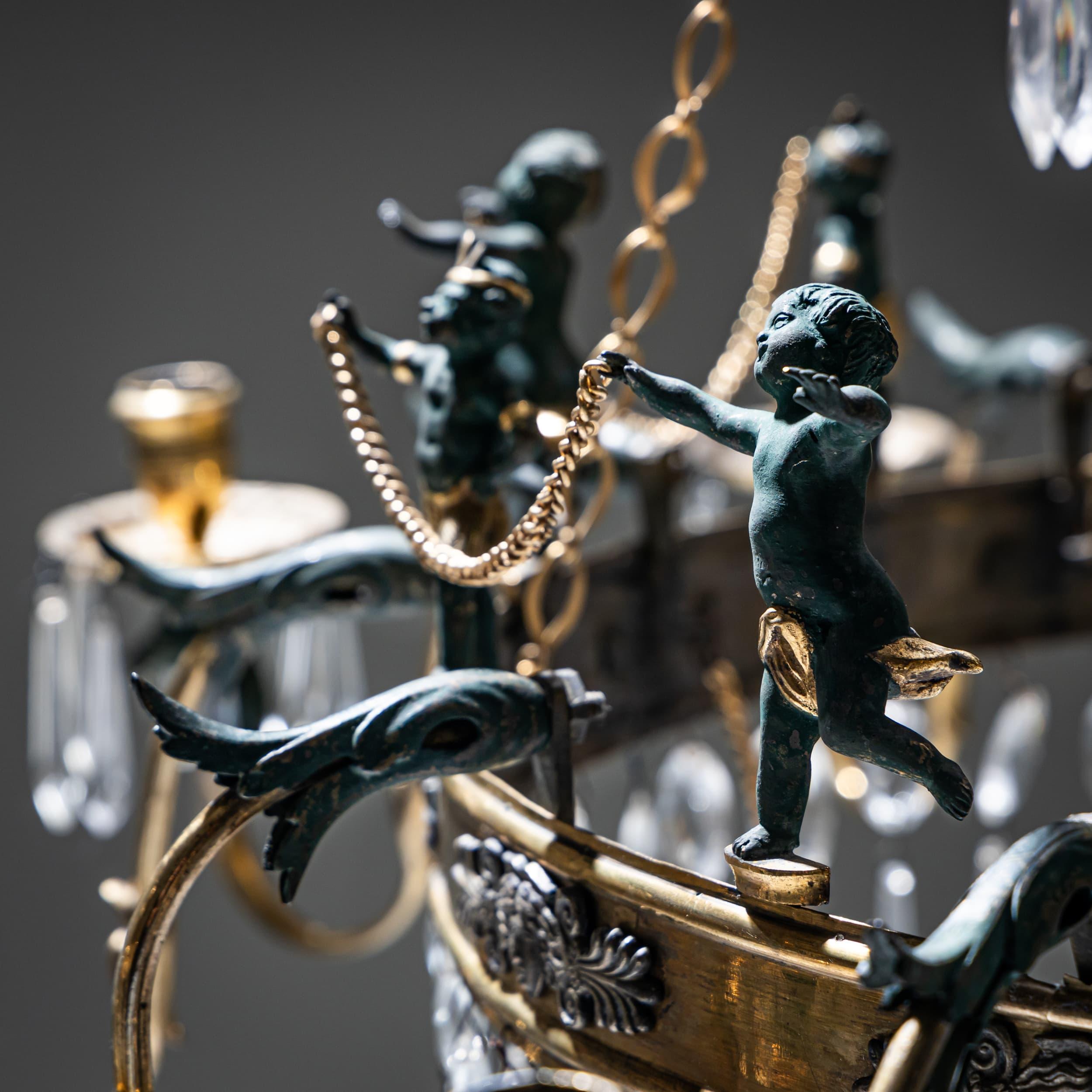 Lampadario con decorazioni figurative, 1830 circa in vendita 2