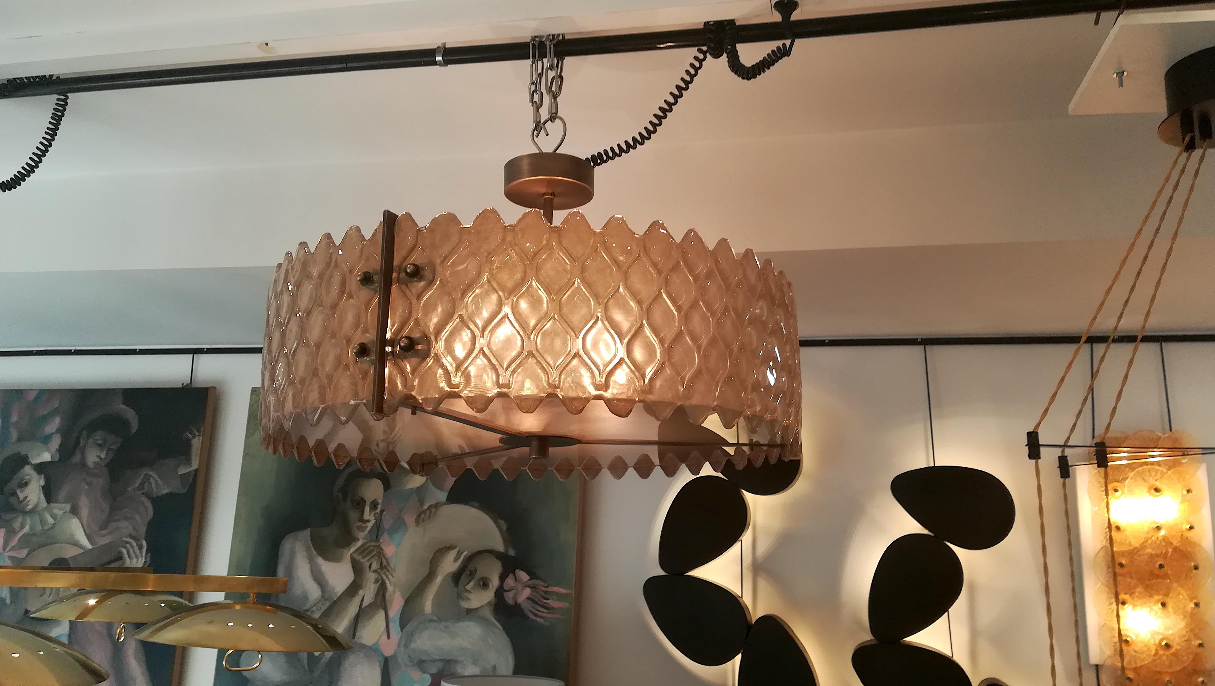 Contemporary Chandelier with Golden Murano Parts Around For Sale