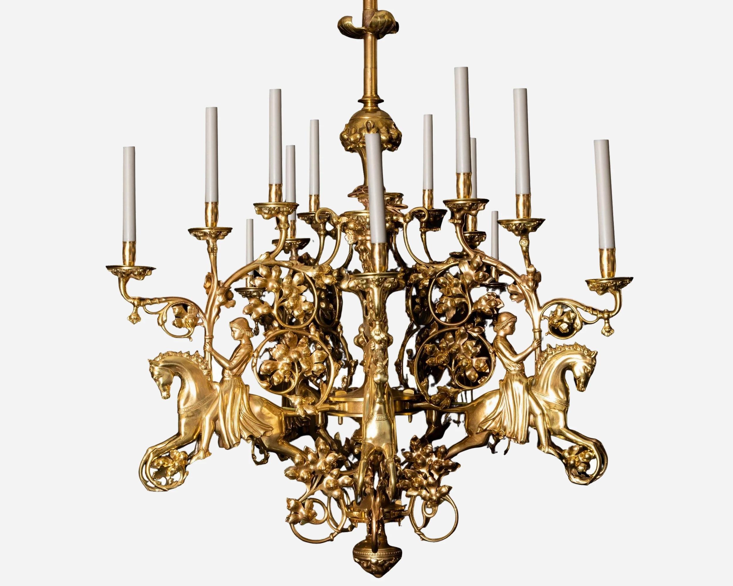 French « chevaliers » chandelier, circa 1880, in polished bronze.
Originally gas-fired, it has recently been electrified.
The height is given without the suspension chain.