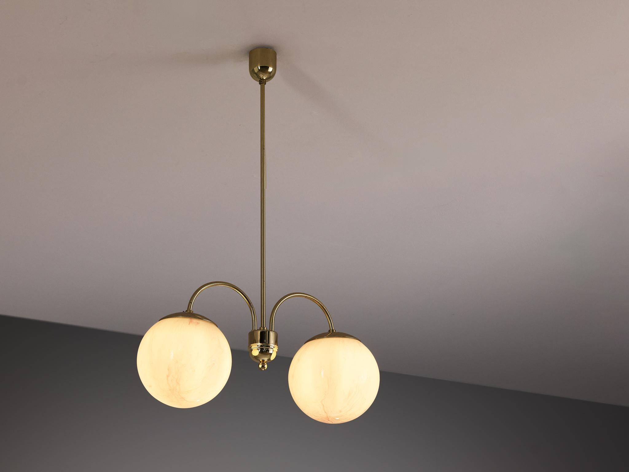 Chandelier with Pink Marbled Glass Spheres and Brass In Good Condition For Sale In Waalwijk, NL