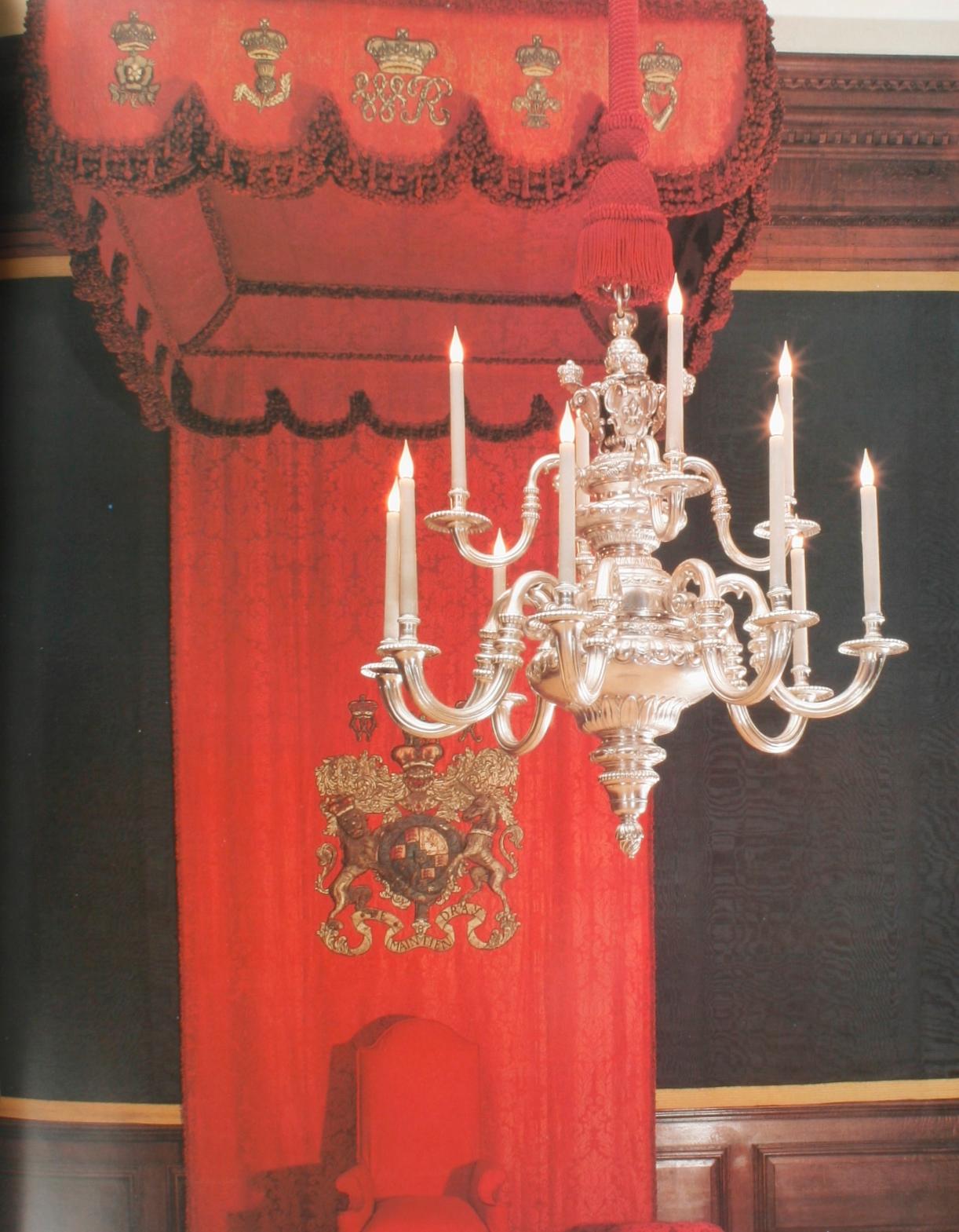Chandeliers by Elizabeth Hilliard, First US Edition In Good Condition For Sale In valatie, NY