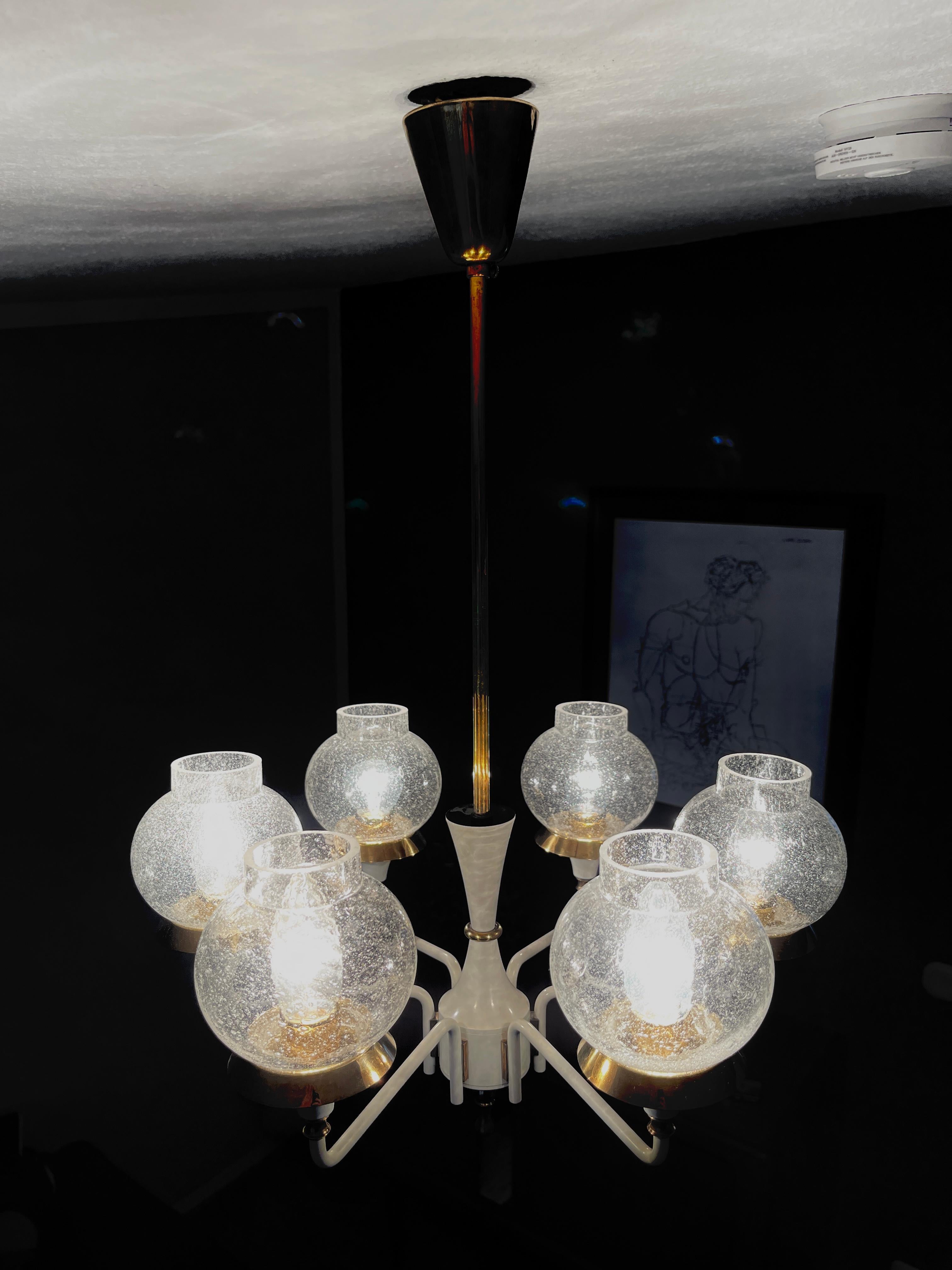 Chandeliers by Kaiser Leuchten In Good Condition For Sale In Hannover, DE