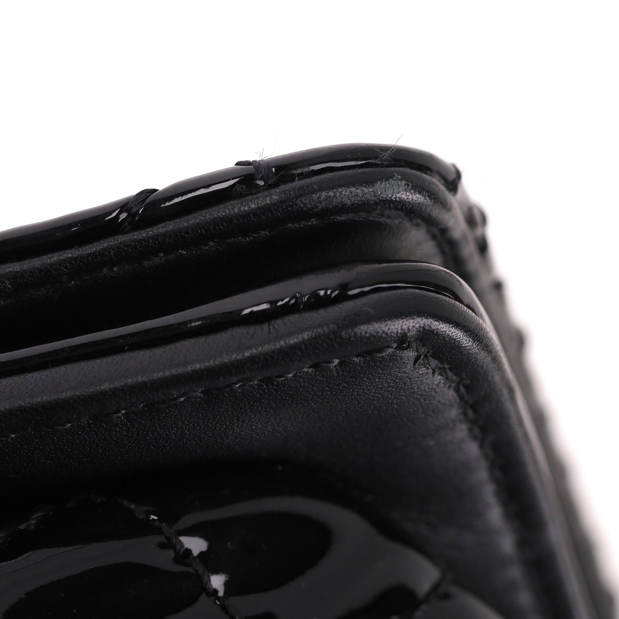 Chanel X/L Reverso Boy Bag In Alligator Skin & Patent Leather For Sale 6