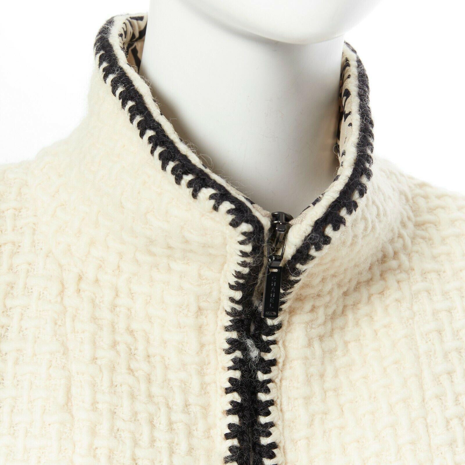 Women's CHANEL 00A ivory waffle tweed black trim print collar zip-up jacket FR42