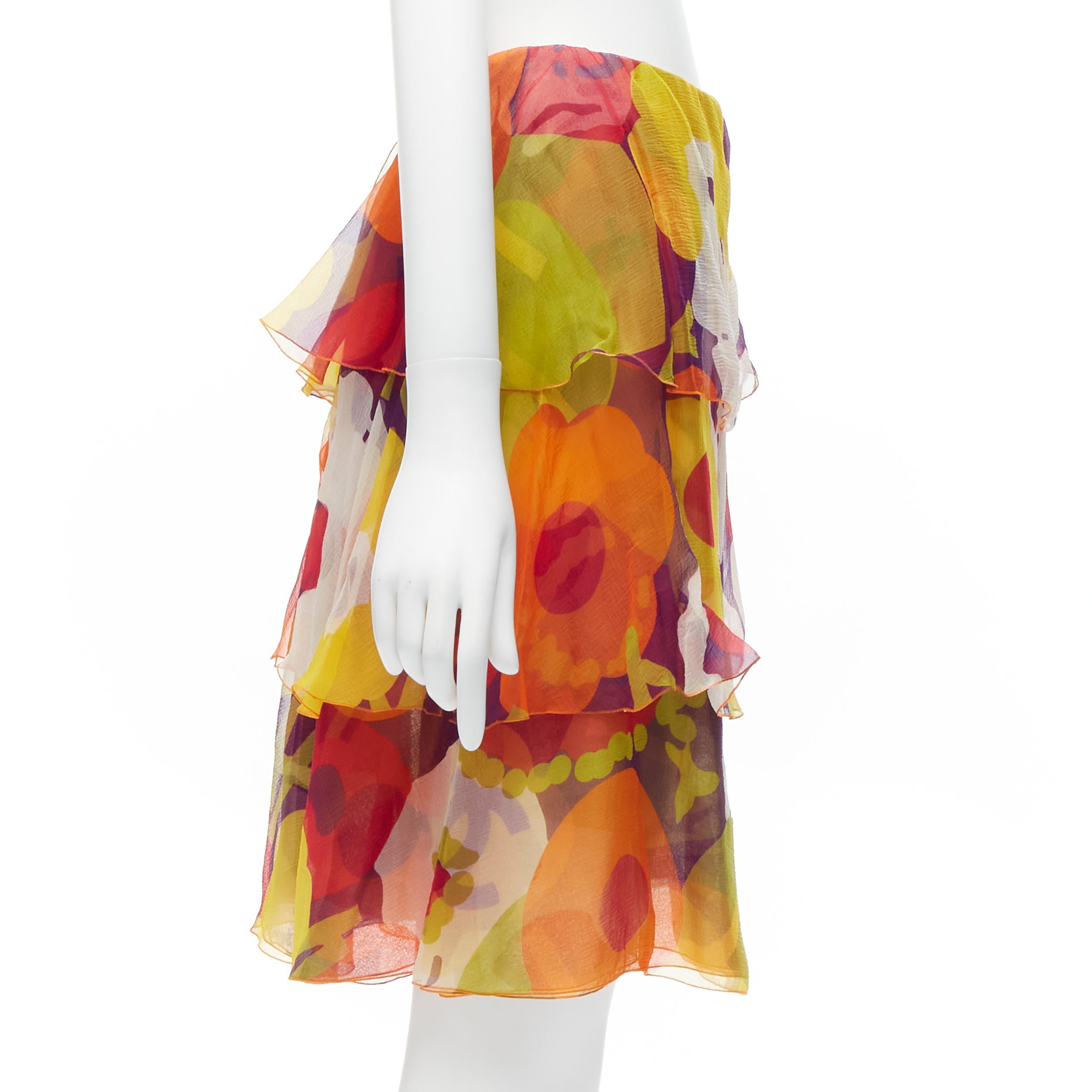 CHANEL 00T CC logo multicolour floral print tiered skirt FR38 M In Excellent Condition In Hong Kong, NT