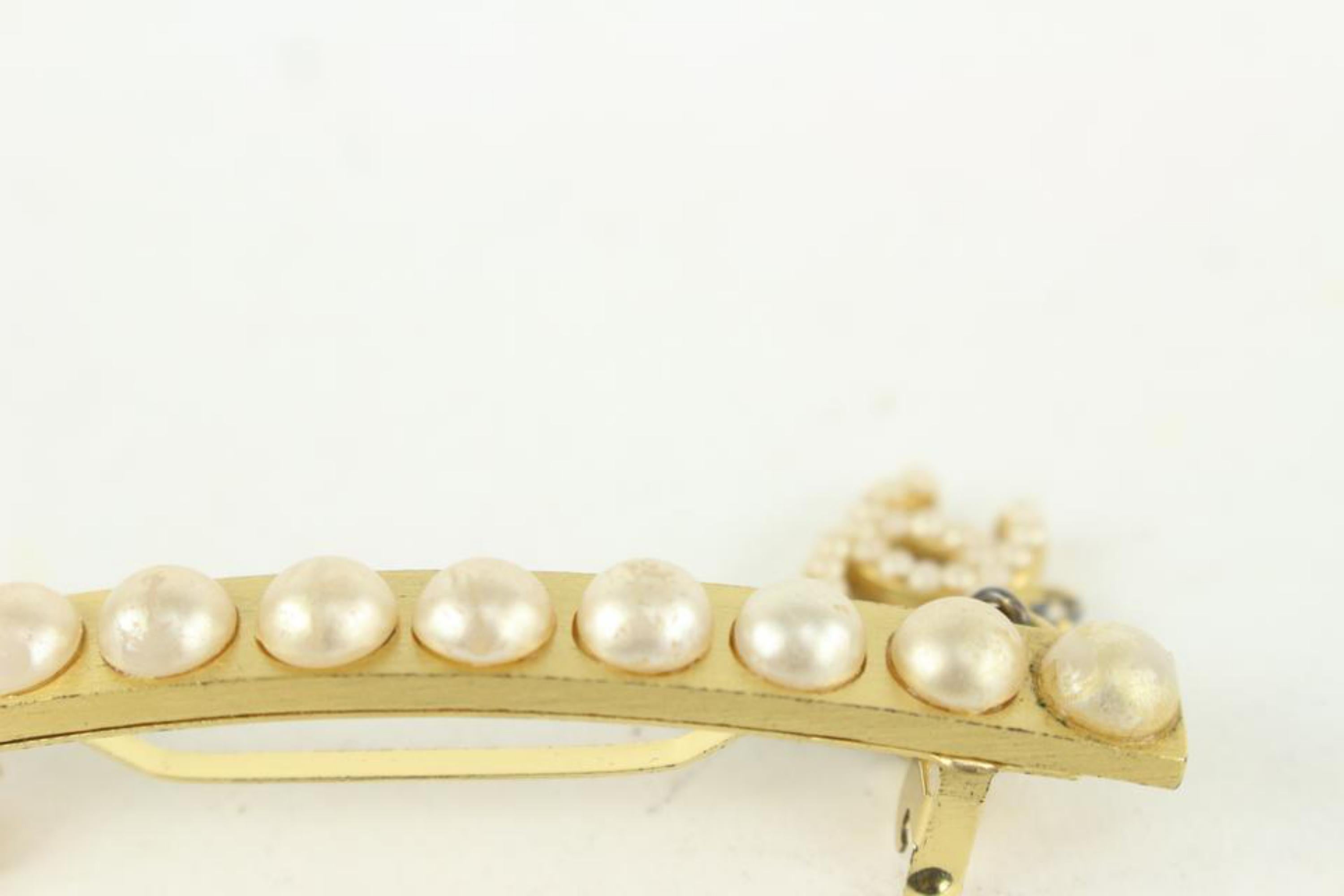 Chanel 01A Pearl x Gold CC Brooch 929cc92 For Sale 1