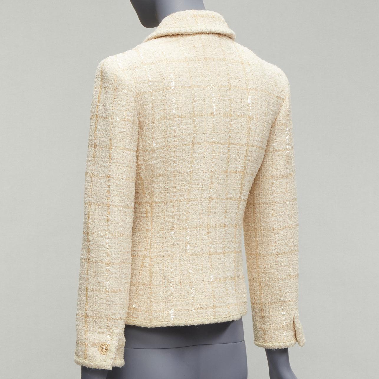 CHANEL 01A Vintage cream sequins wool tweed gold CC logo button jacket FR38 M 3