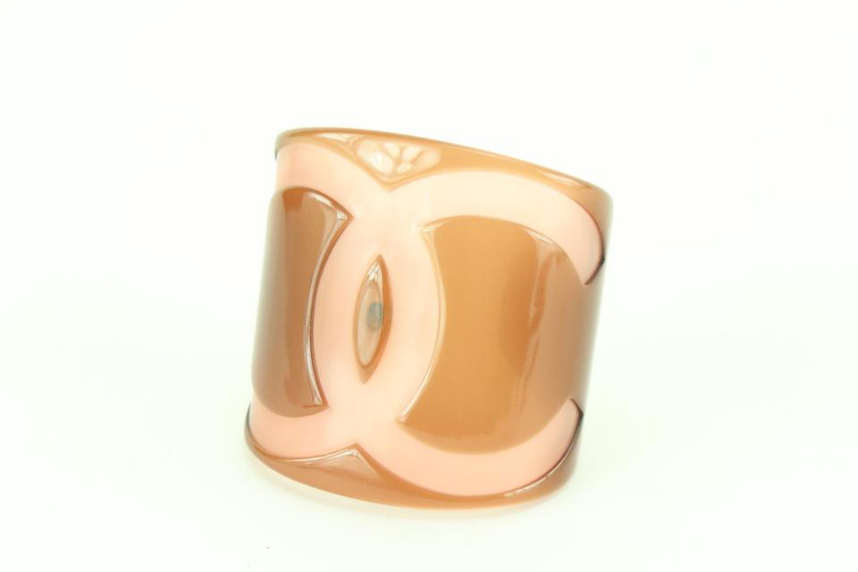 Chanel 01p Mauve x Pink  CC Logo  Cuff Bracelet 15cc830s In Good Condition In Dix hills, NY