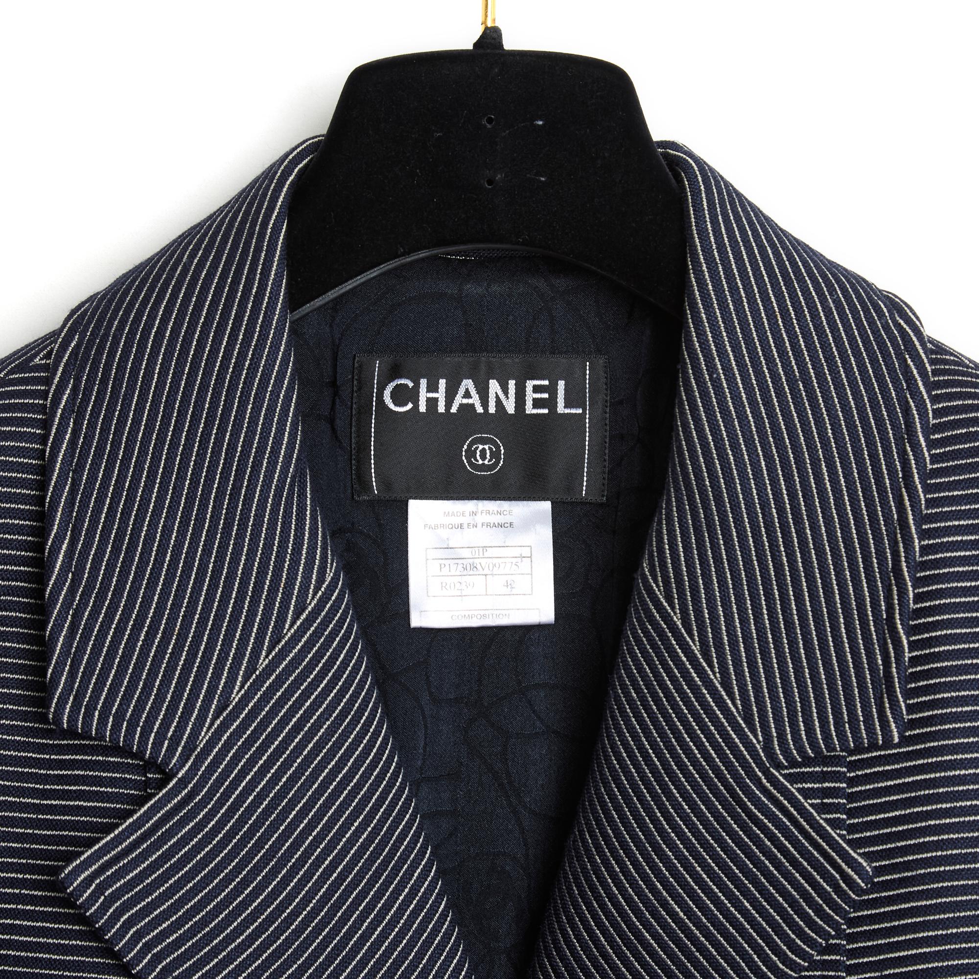 Women's Chanel 01P Veste FR42 Pinstripe Navy Belt Jacket US12
