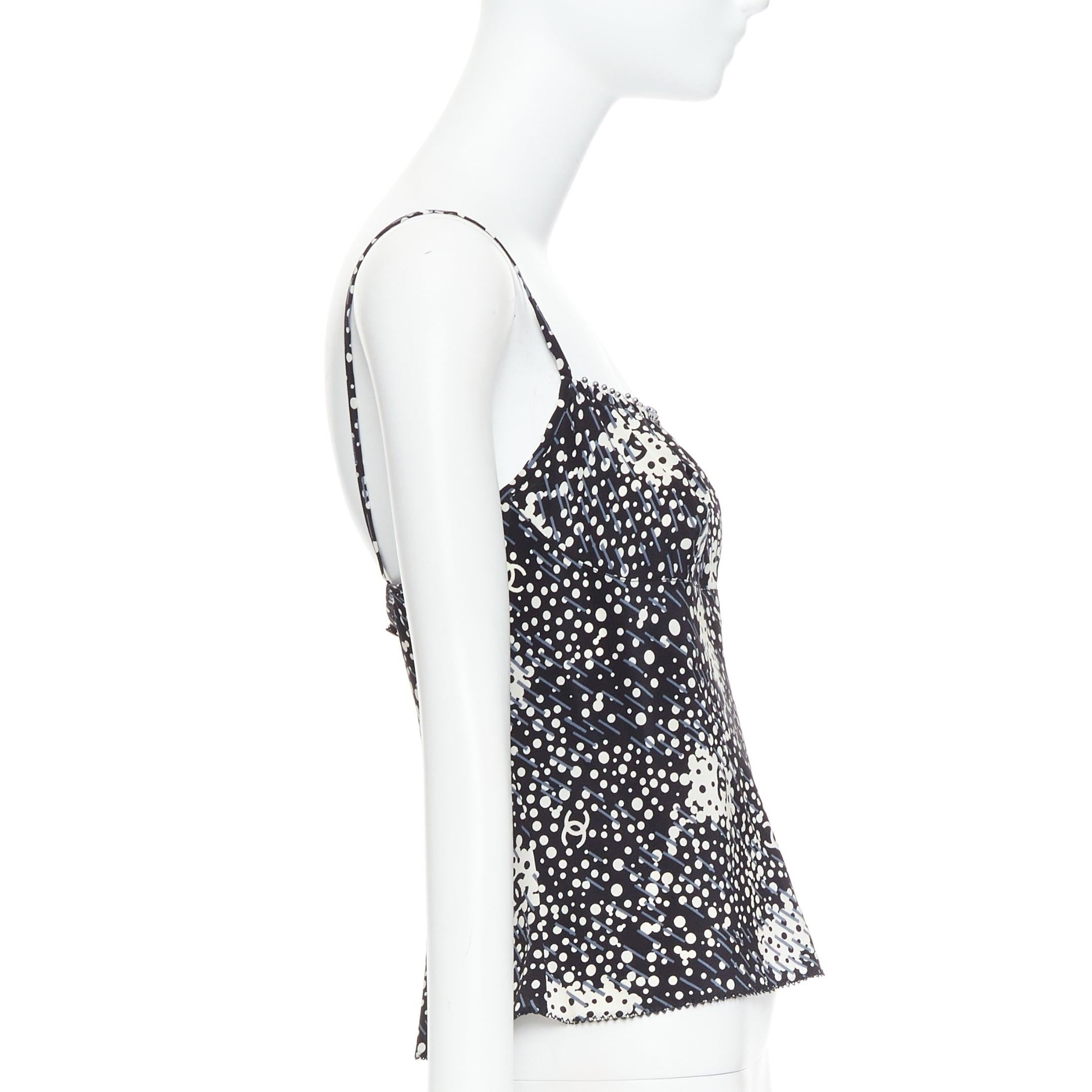 Chanel 02A 100% seta con logo CC a pois e perle FR40 S In condizioni ottime in vendita a Hong Kong, NT