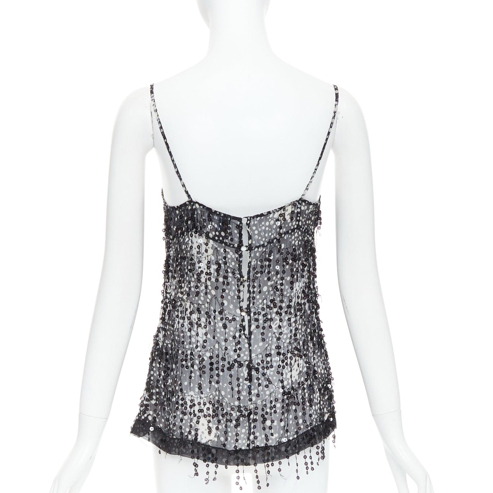 CHANEL 02A camisole à franges et appliques à sequins noirs et gris FR38 M Pour femmes en vente