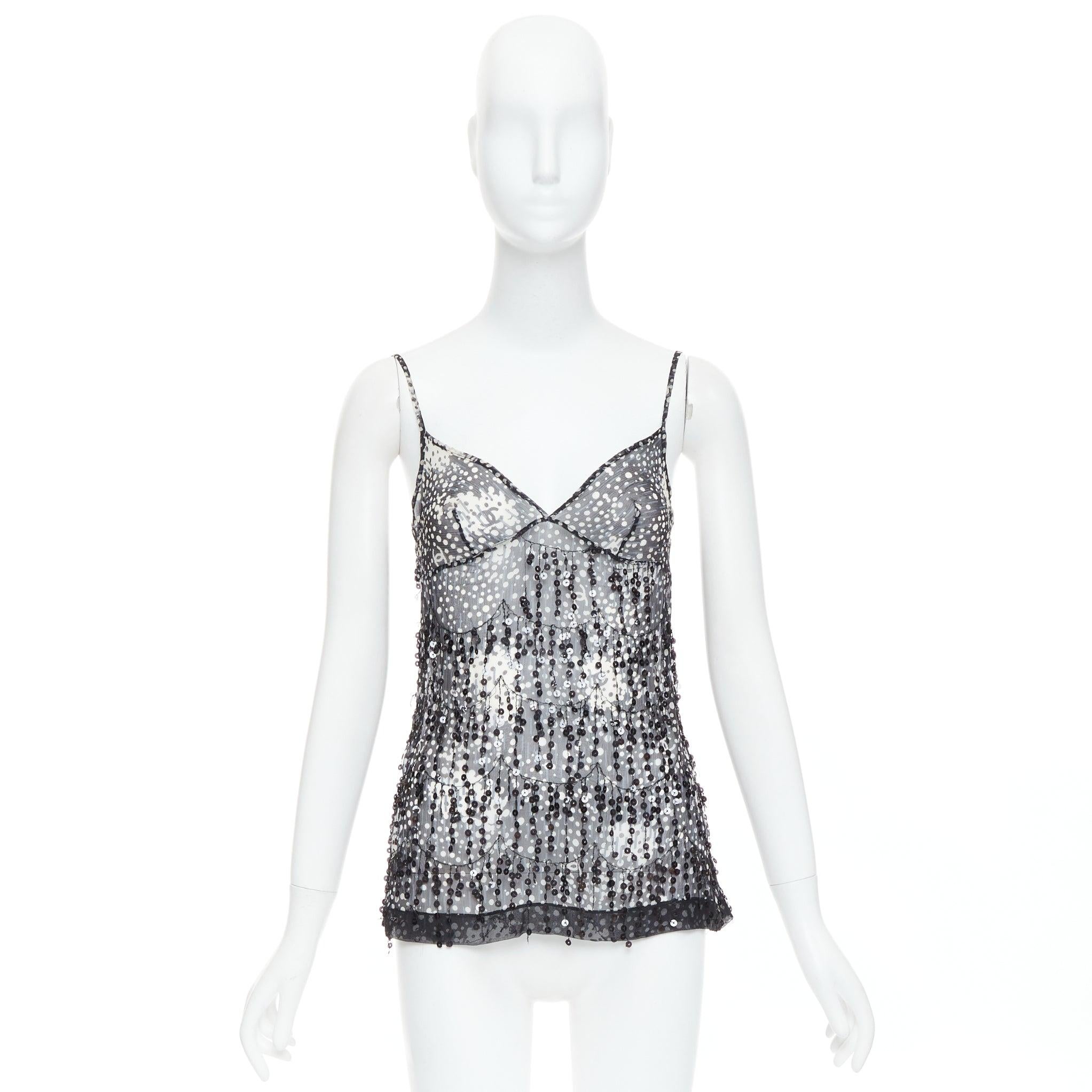 CHANEL 02A camisole à franges et appliques à sequins noirs et gris FR38 M en vente 4