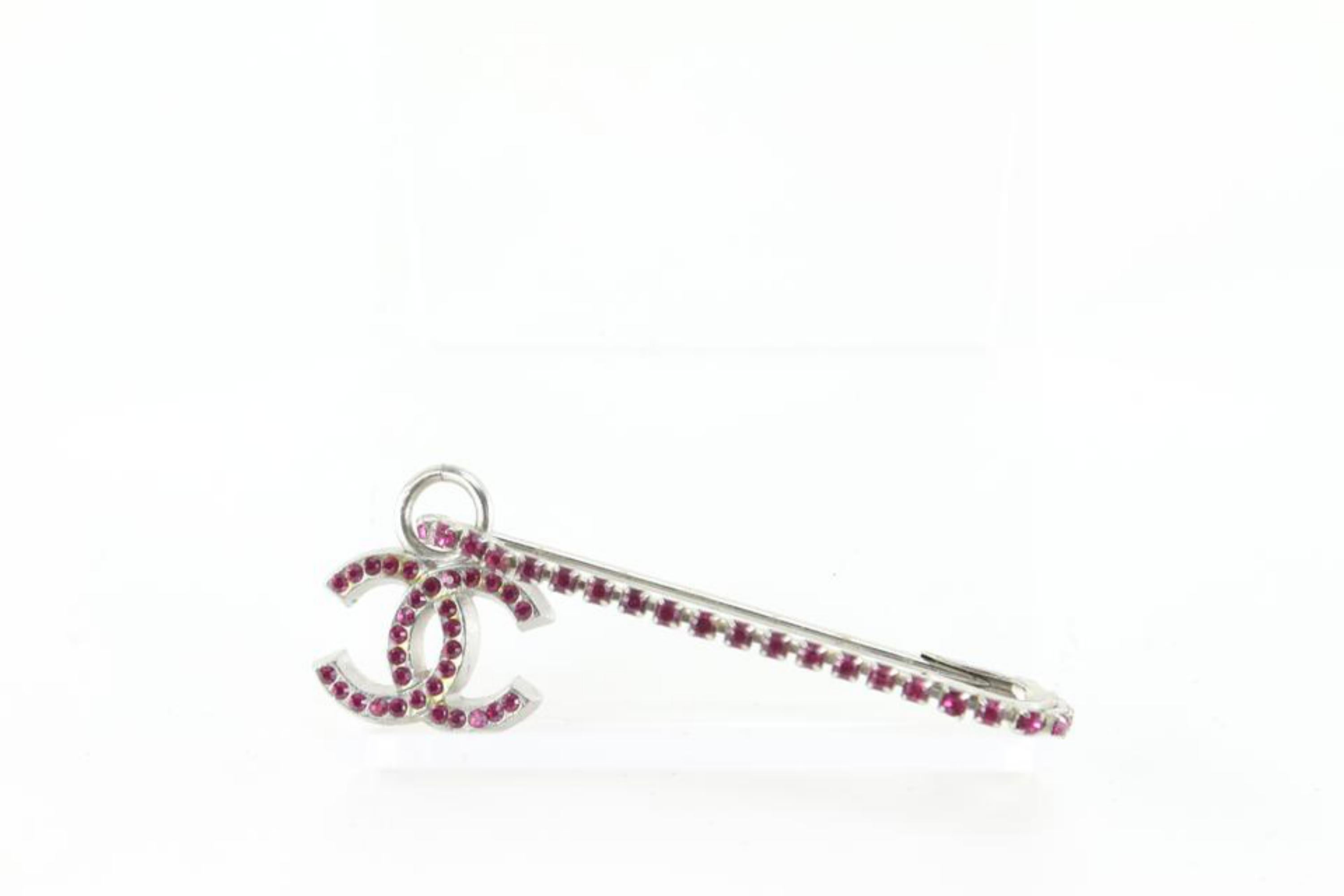 Chanel 02P Silver x Fuchsia Safety Pin Brooch 71ck84s For Sale 3