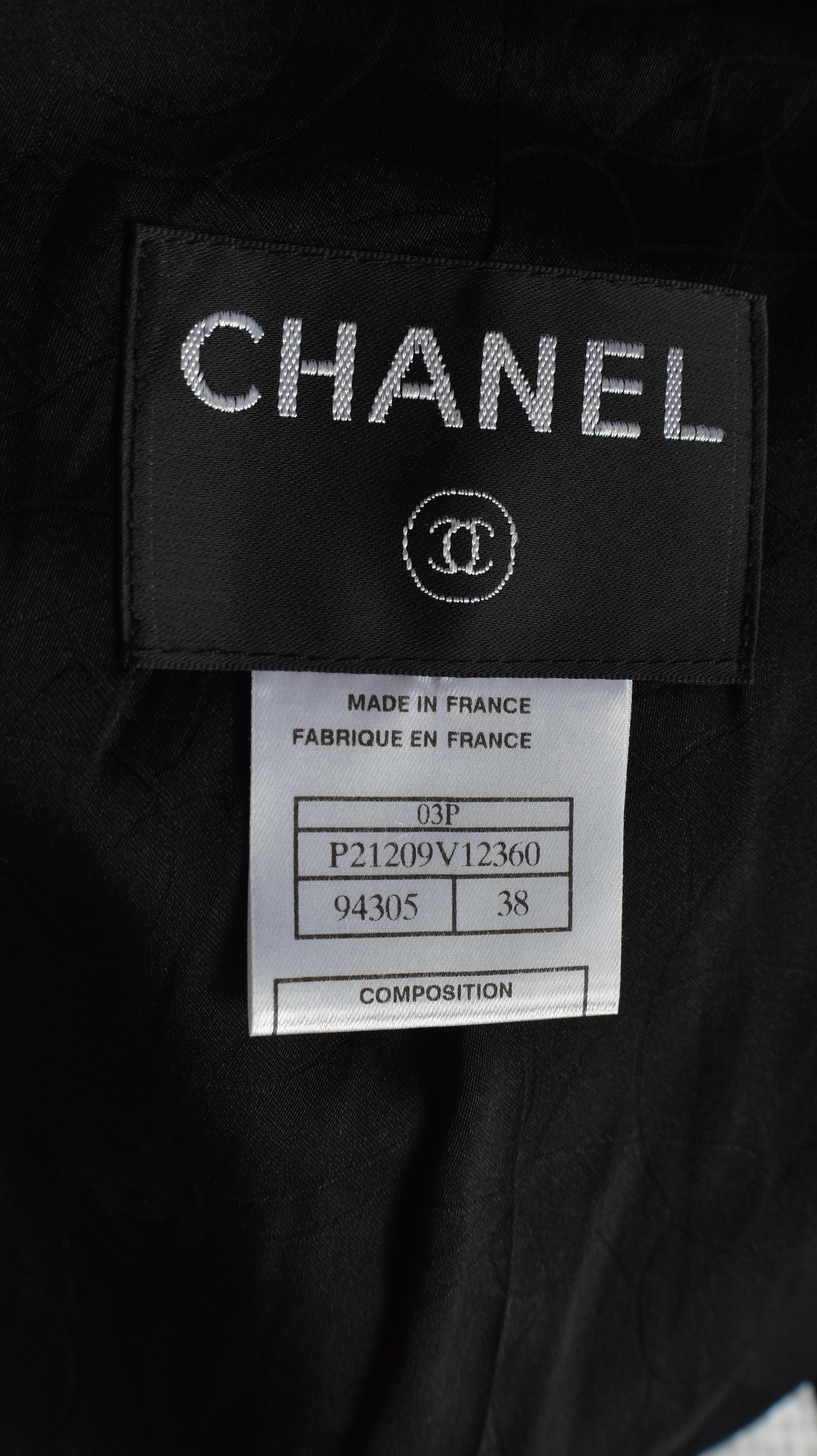 Chanel 03P Frühjahr 2003 Perlenbesetzte Laufstegjacke 38 Damen im Angebot
