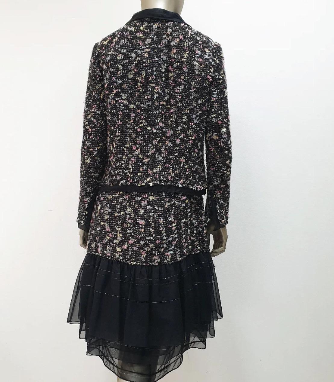 Uomo Chanel 04A abito giacca in tweed con nastro in chiffon Sz.44 in vendita