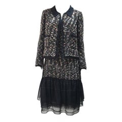 Chanel 04A abito giacca in tweed con nastro in chiffon Sz.44