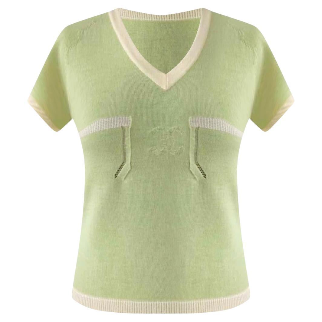Chanel 04C 2004 cruise logo by Karl Lagerfeld cashmere verde chiaro in vendita