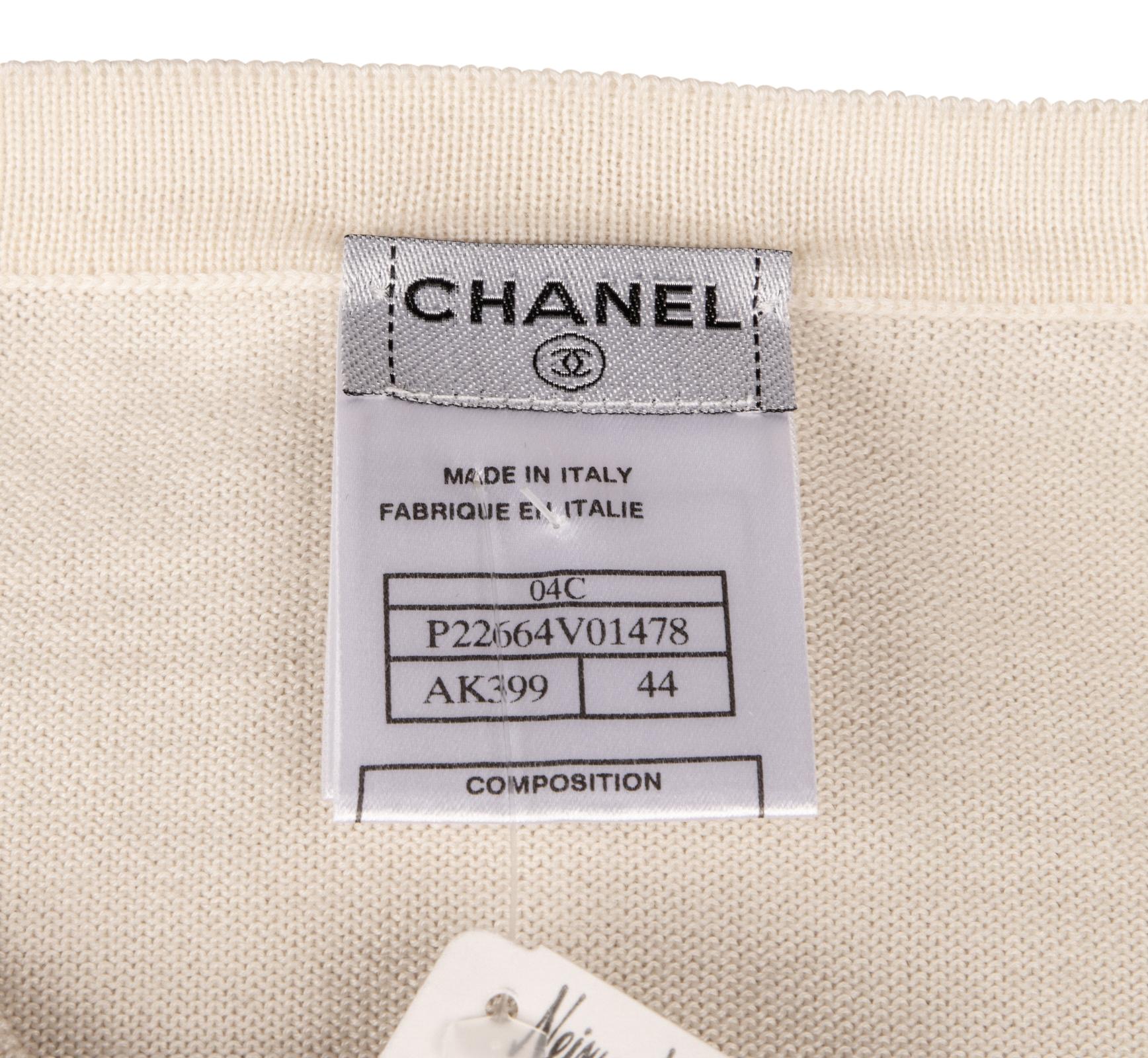 Chanel 04C Top Ivory Feather Light Cashmere 44/ 10 nwt 2