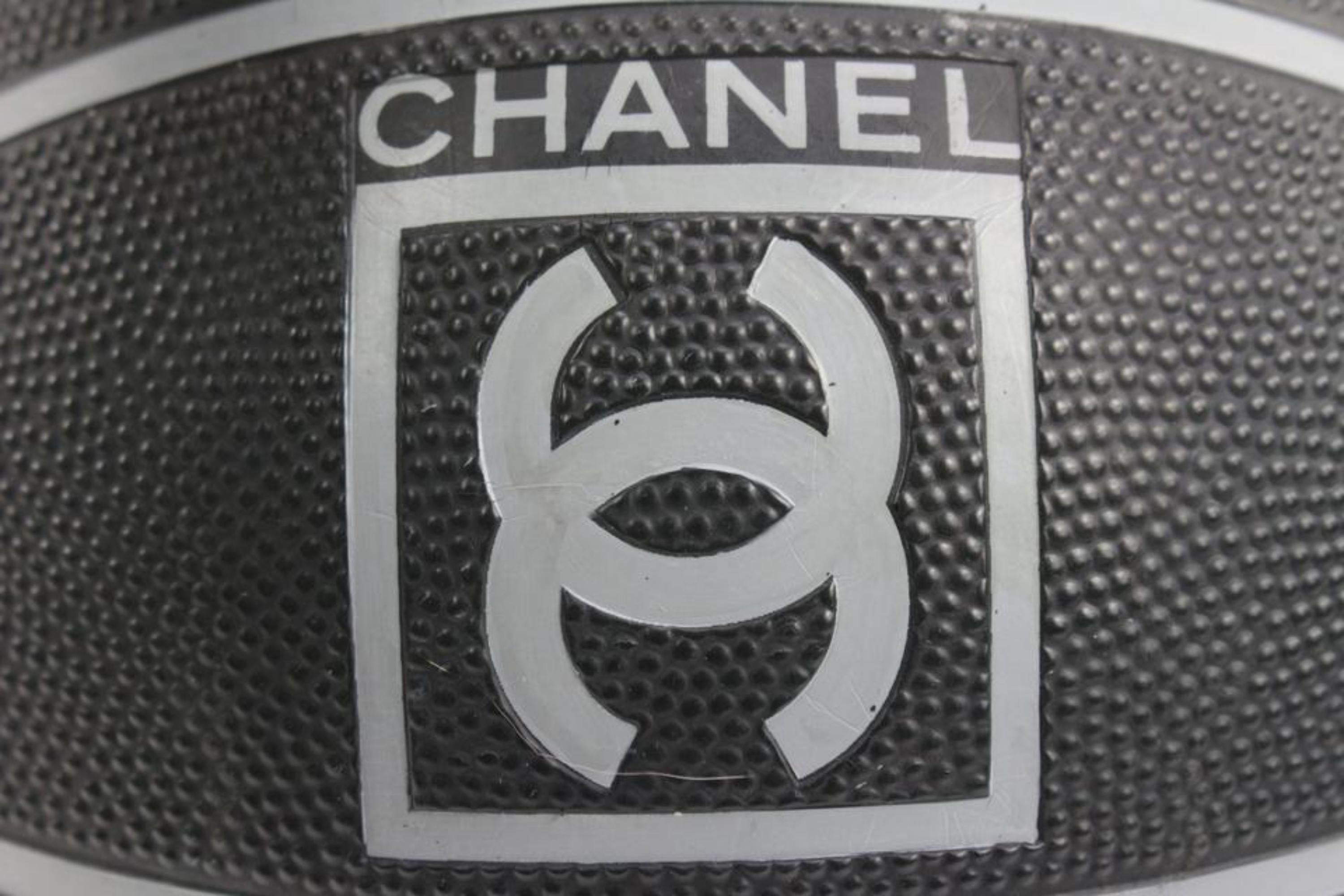 Chanel 04P Black x Grey Sports Logo CC Basketball with Net Bag 6ca126s
Date Code/Serial Number: 04 P
Made In: France
Measurements: Length:  10
