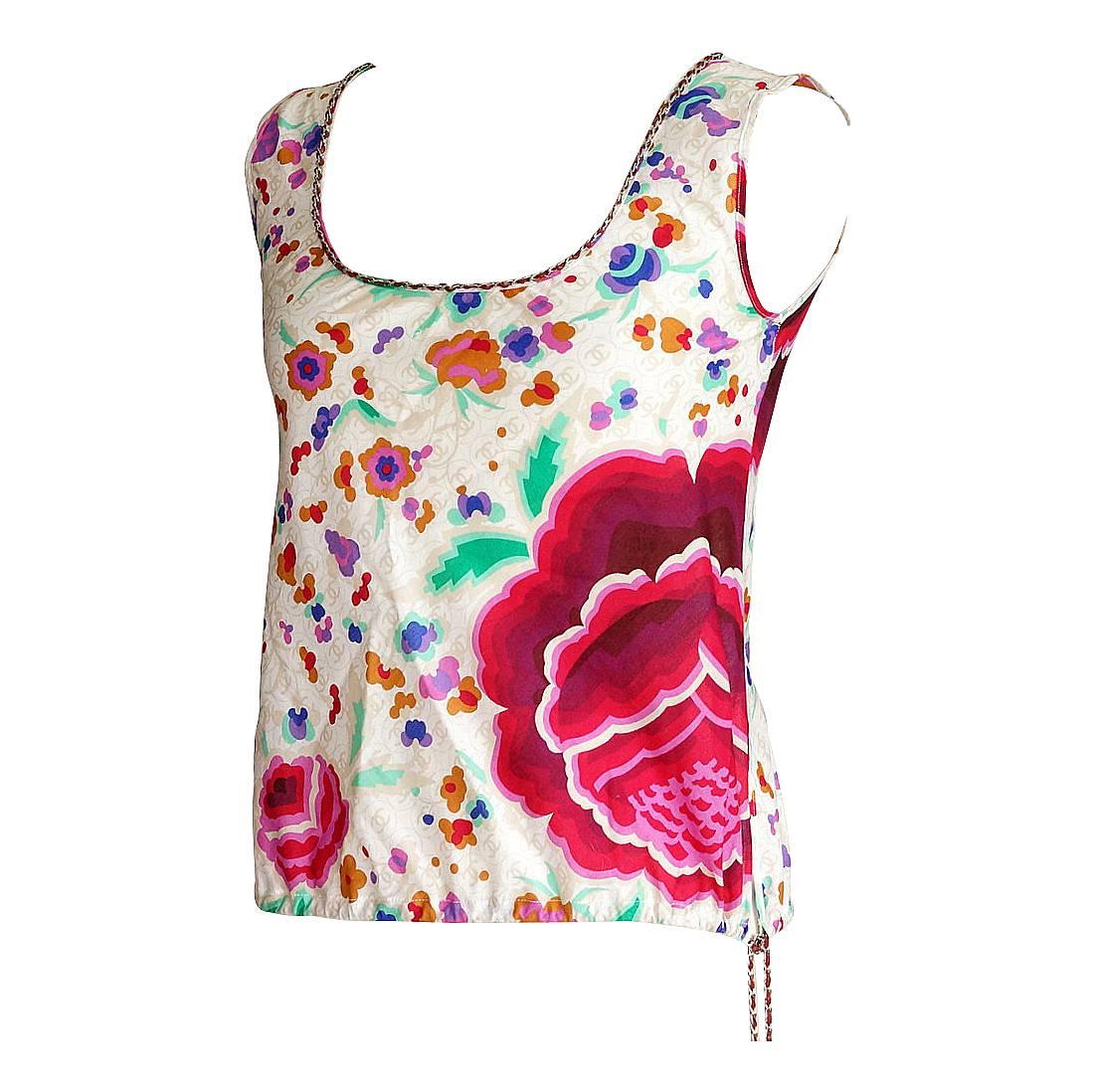 Beige Chanel 04P Top in cotone con fiori lussureggianti Lotti CC Dettaglio catena 40 / 6 in vendita