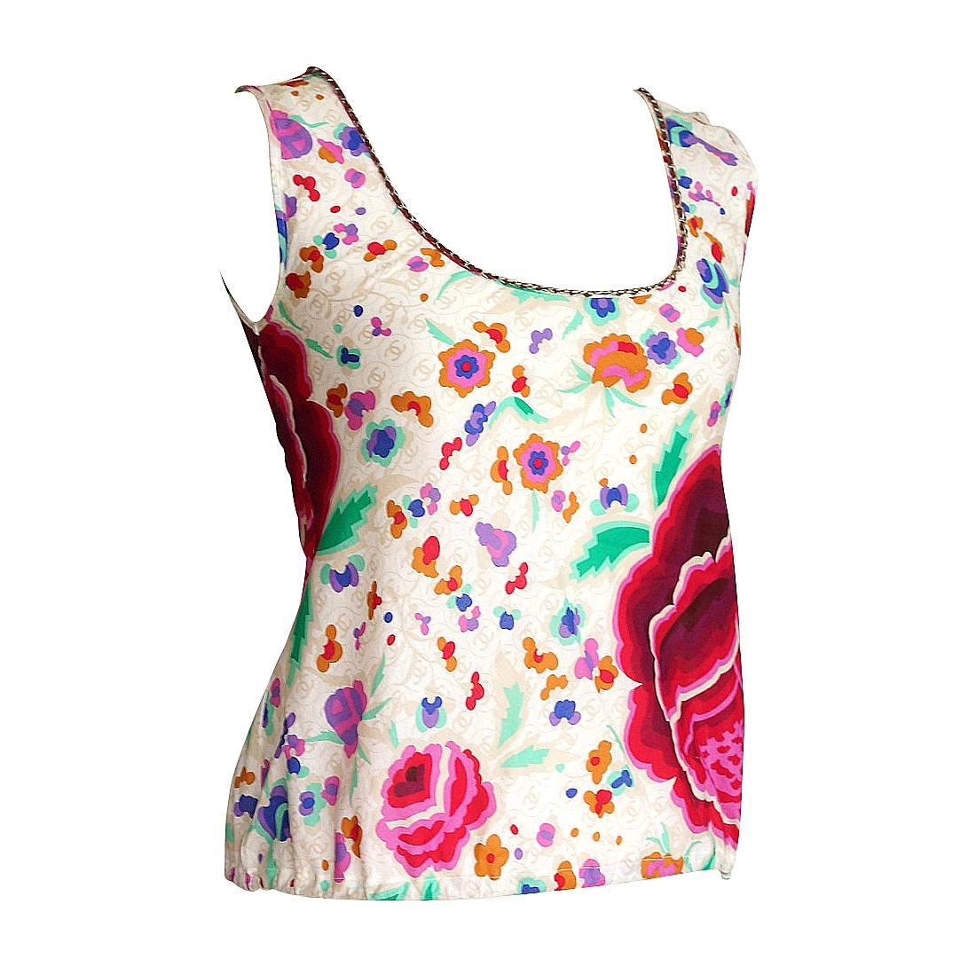Chanel 04P Top in cotone con fiori lussureggianti Lotti CC Dettaglio catena 40 / 6 In condizioni ottime in vendita a Miami, FL