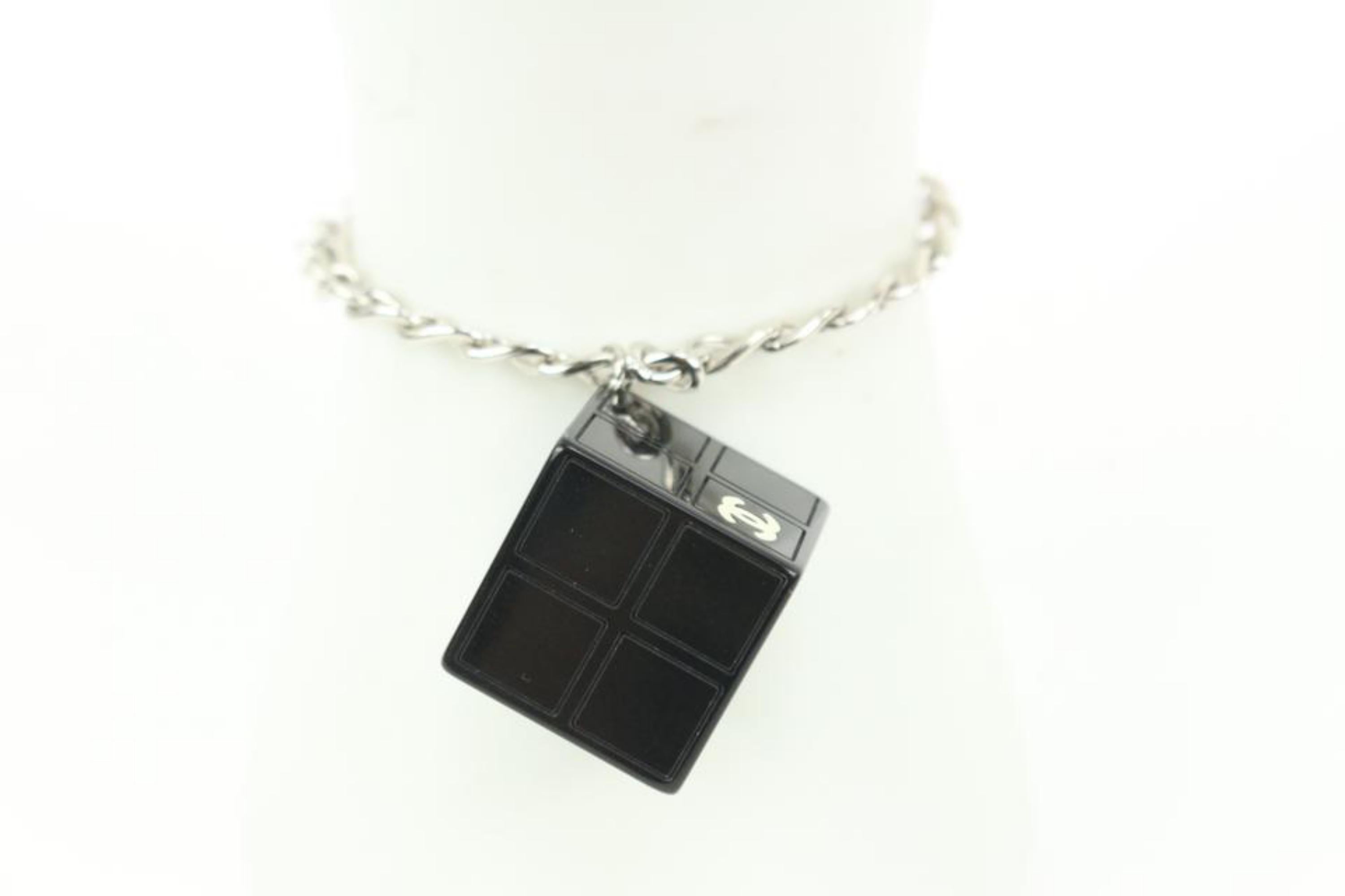 Chanel 04s Black x Silver CC Logo Cube Block Bracelet 16ck311s For Sale 2