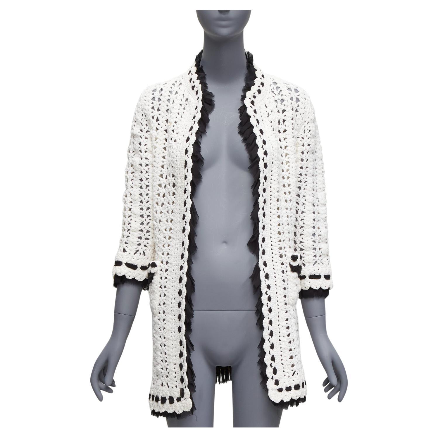 CHANEL 05P Runway cream crochet knit black silk trim cardigan coat FR38 M For Sale