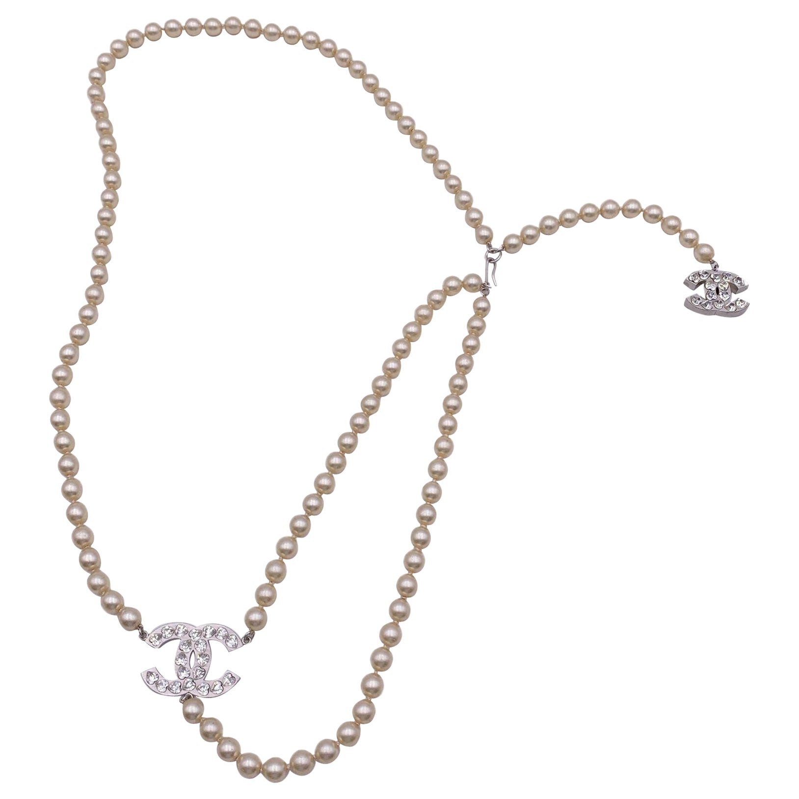 Chanel 06 Faux Pearls Beads Necklace or Belt with CC Logos