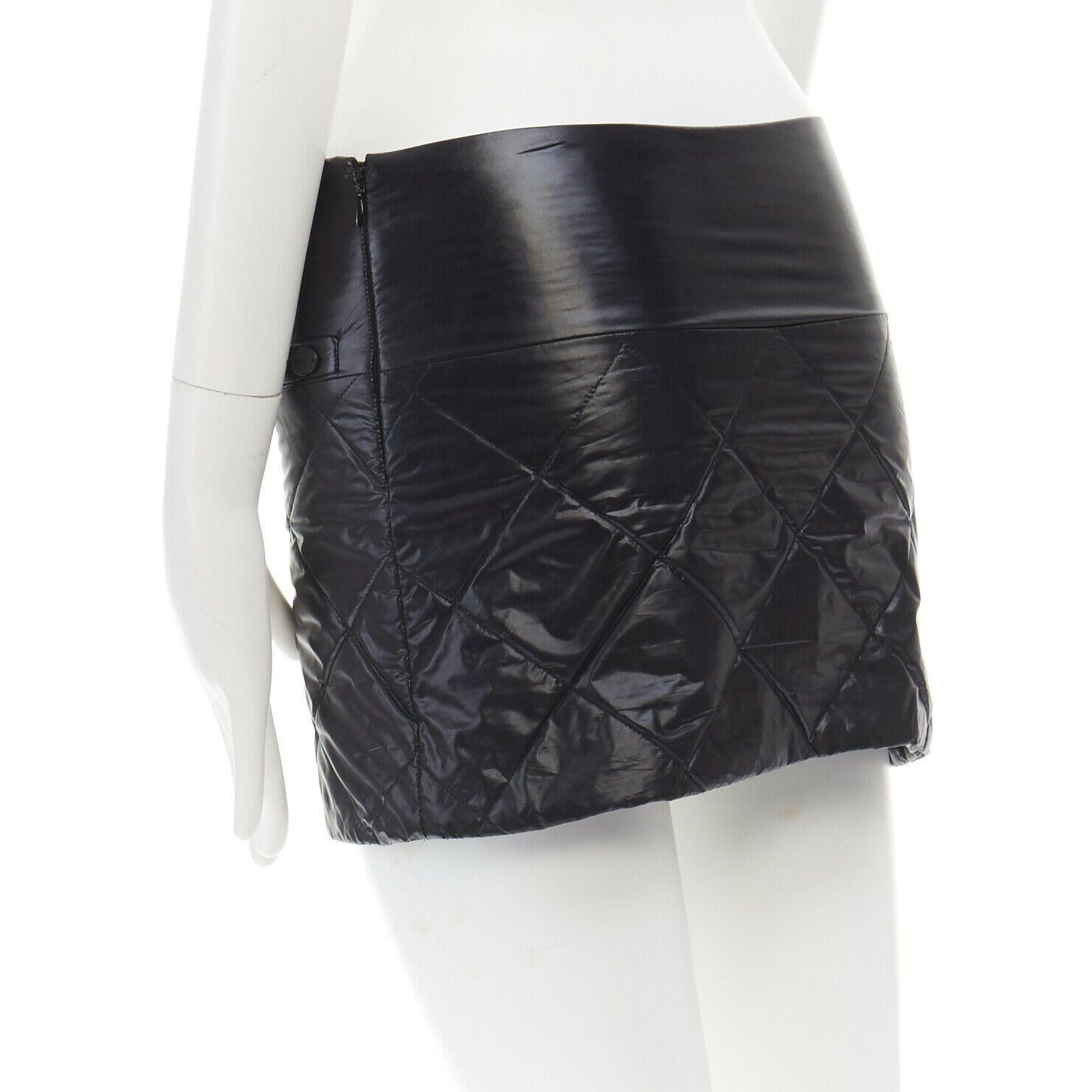 CHANEL 06A black quilted nylon dual pocket CC charm mini skirt FR34 XS In Excellent Condition In Hong Kong, NT