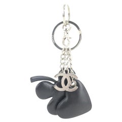 Chanel 06c Coco CC LogoClover Heart Keychain Charm Pendant 862830