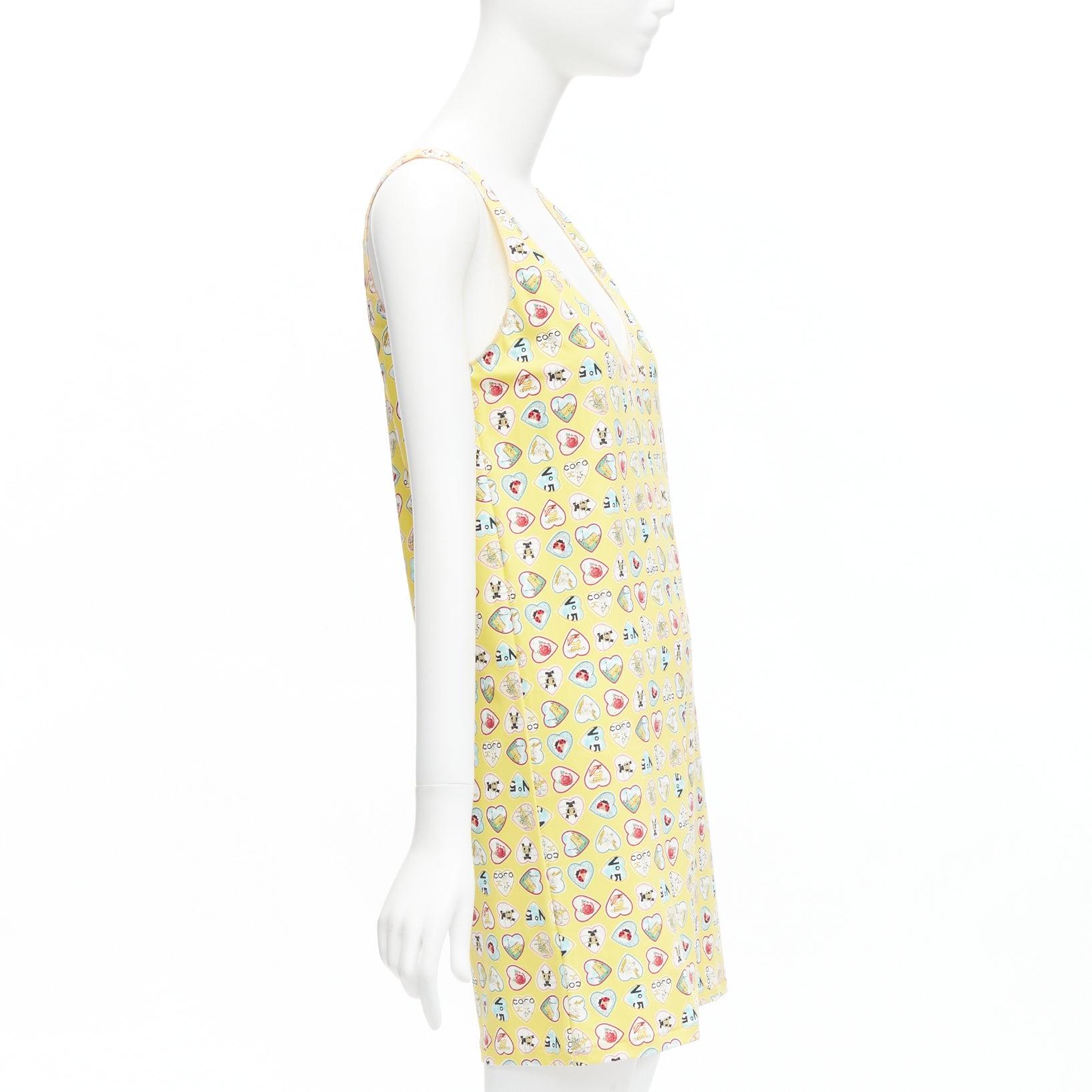 CHANEL 06P yellow Coco No 5 CC logo heart print V neck mini shift dress FR38 M In Excellent Condition For Sale In Hong Kong, NT