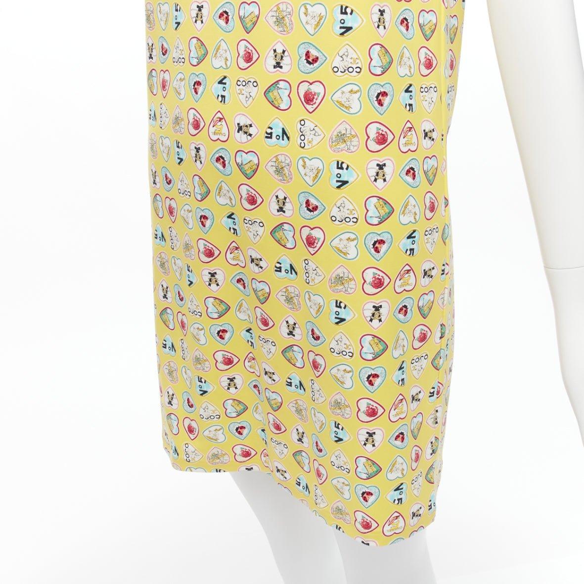 CHANEL 06P yellow Coco No 5 CC logo heart print V neck mini shift dress FR38 M For Sale 3