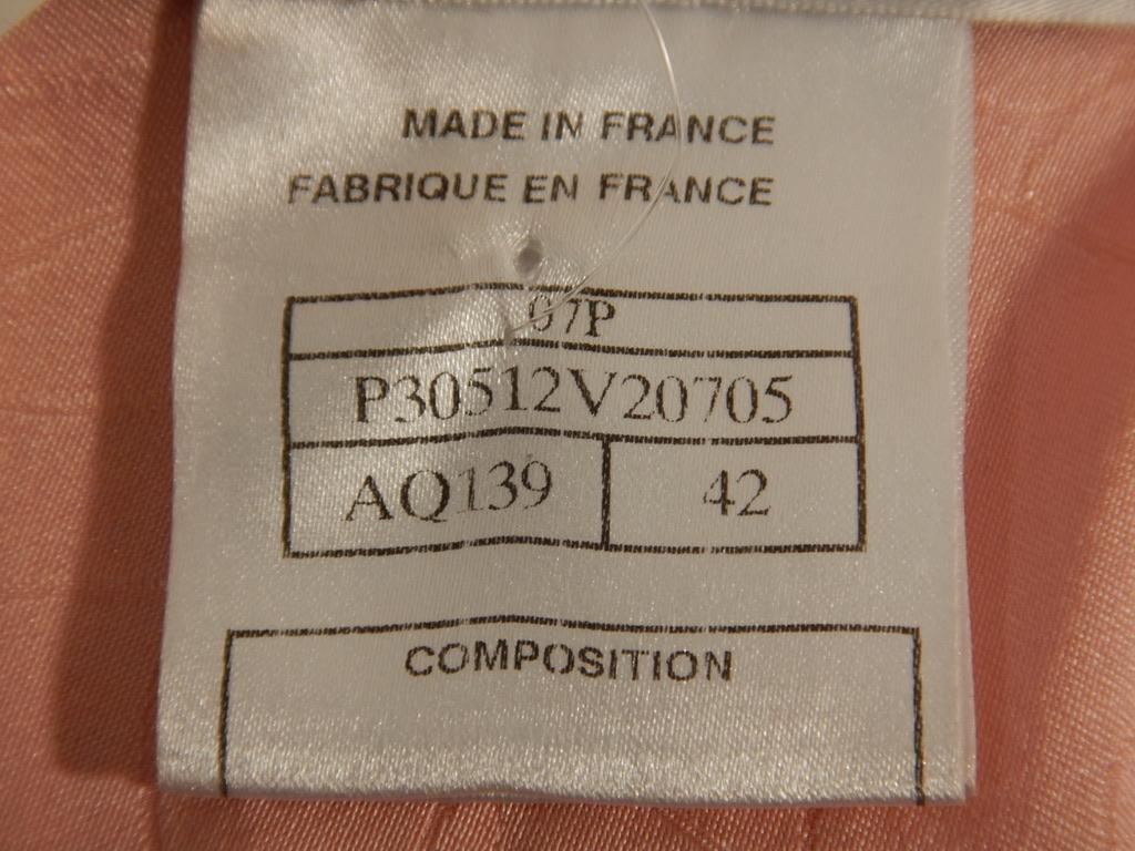 Chanel 07A Fall 2007 Pink Silk Tweed Crop Jacket For Sale 7