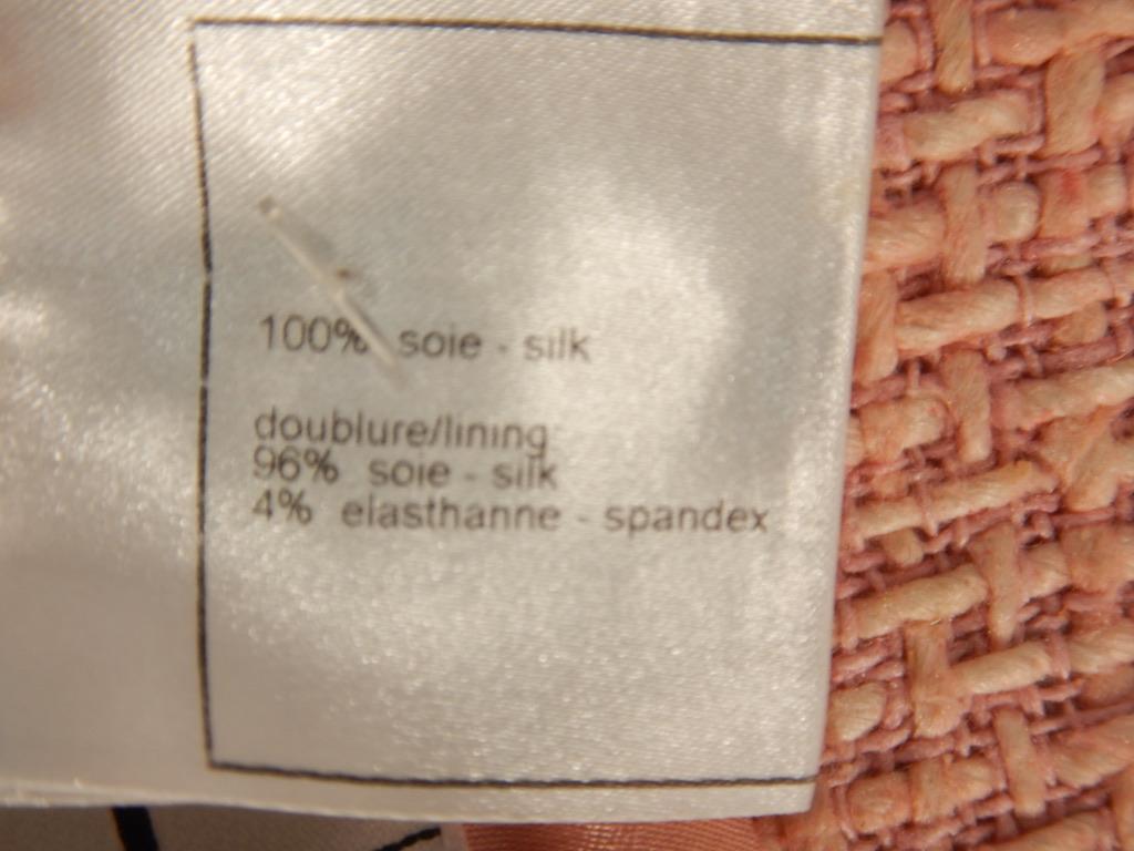 Chanel 07A Fall 2007 Pink Silk Tweed Crop Jacket For Sale 8