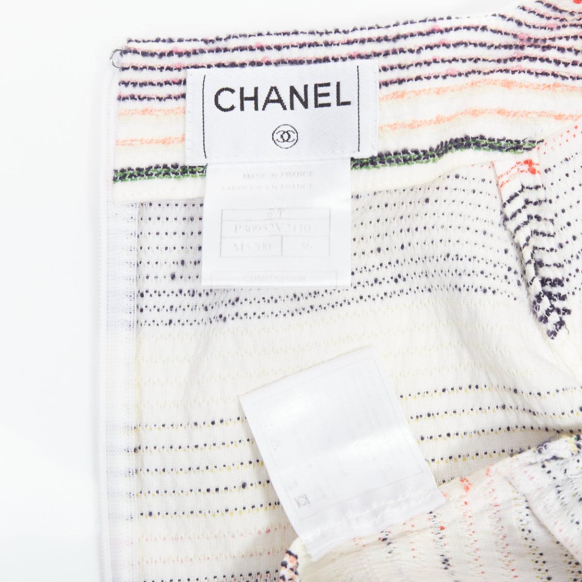 CHANEL 07A Runway white multicolor tweed chain trimmed sleeve dress FR36 S For Sale 3