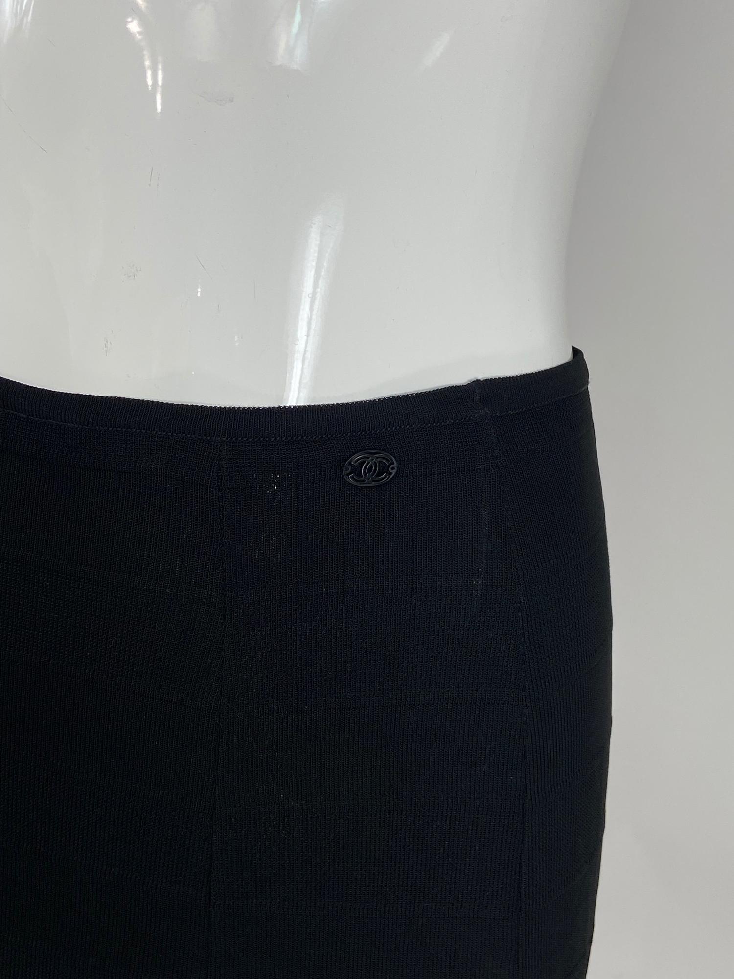 Chanel 07C Black Gored Rib Knit Skirt  4