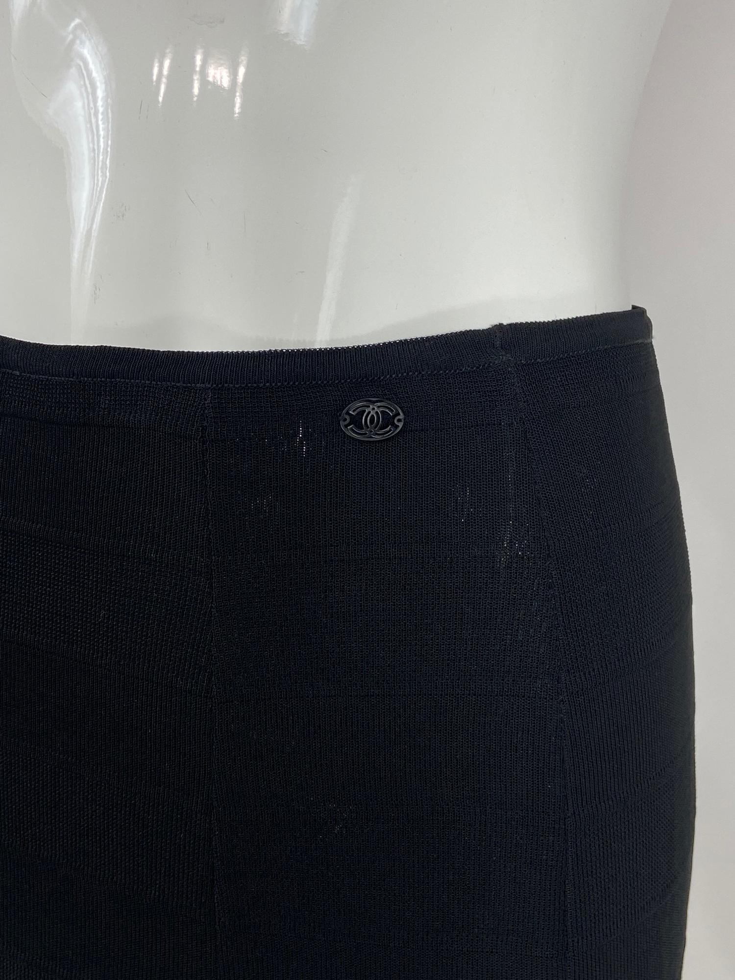 Chanel 07C Black Gored Rib Knit Skirt  5