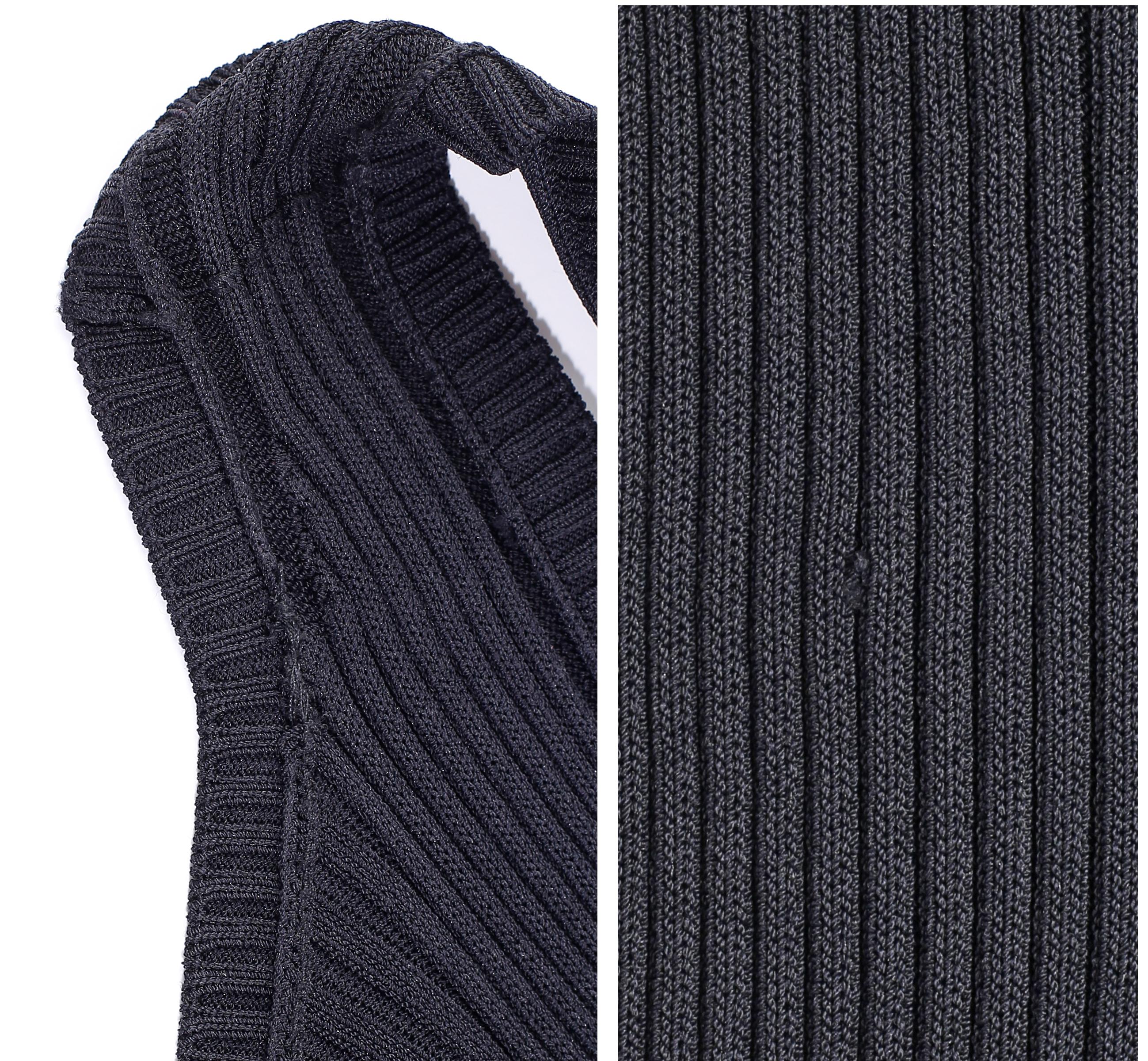 CHANEL 07P - Robe droite sans manches classique en maille extensible noire et crochet, taille 38 en vente 8