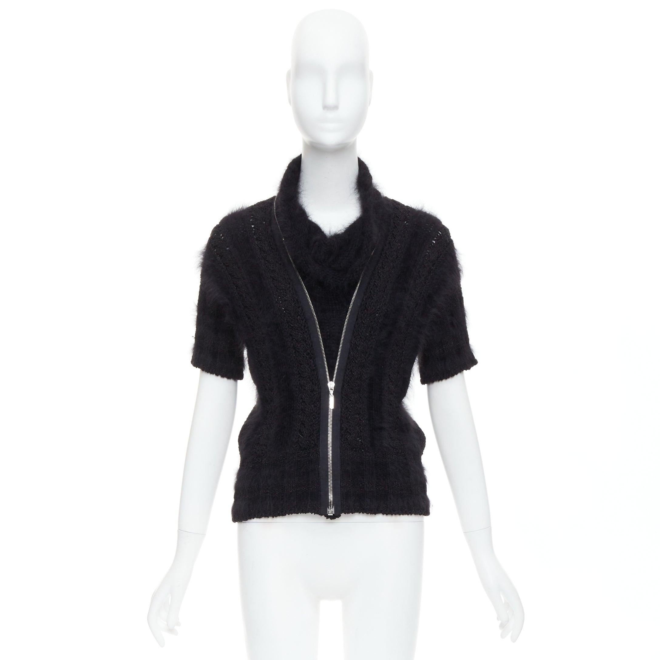 CHANEL 08A Schwarzer, flauschiger Pullover aus Angora-Mischung CC mit Reißverschluss FR36 S im Angebot 5