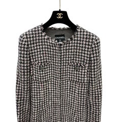 Chanel 08A Black Jacket - Structured FR 36