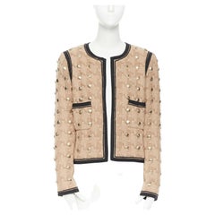 Veste CHANEL 08A en laine tissée beige sable tricotée en panier avec boutons dorés FR44