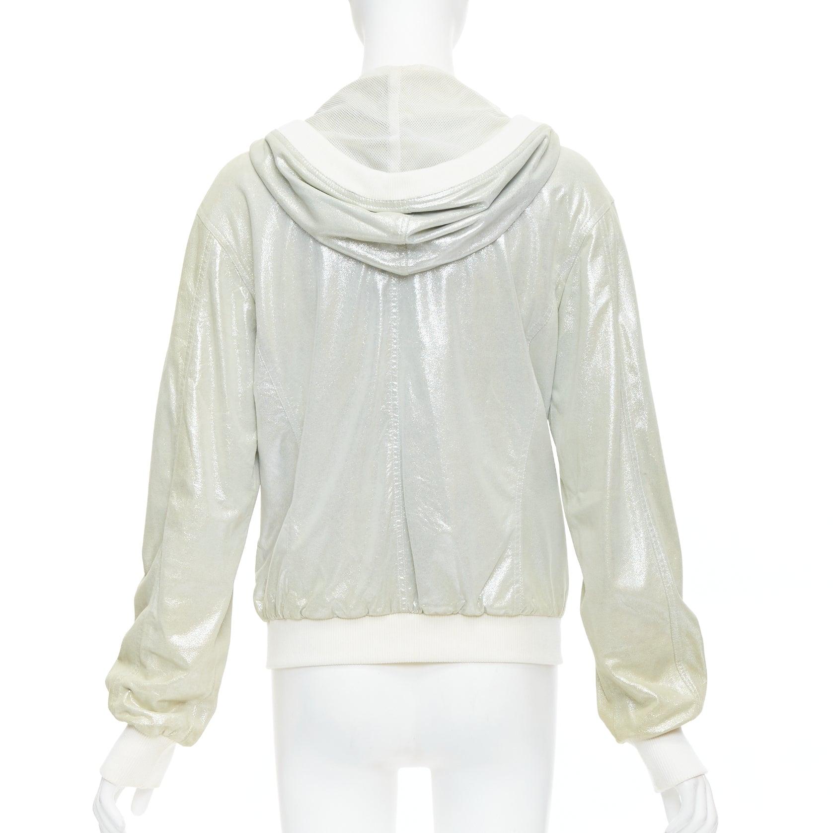 Chanel 08P Giacca vintage in pelle d'agnello metallizzata con cappuccio e zip FR38 M in vendita 1