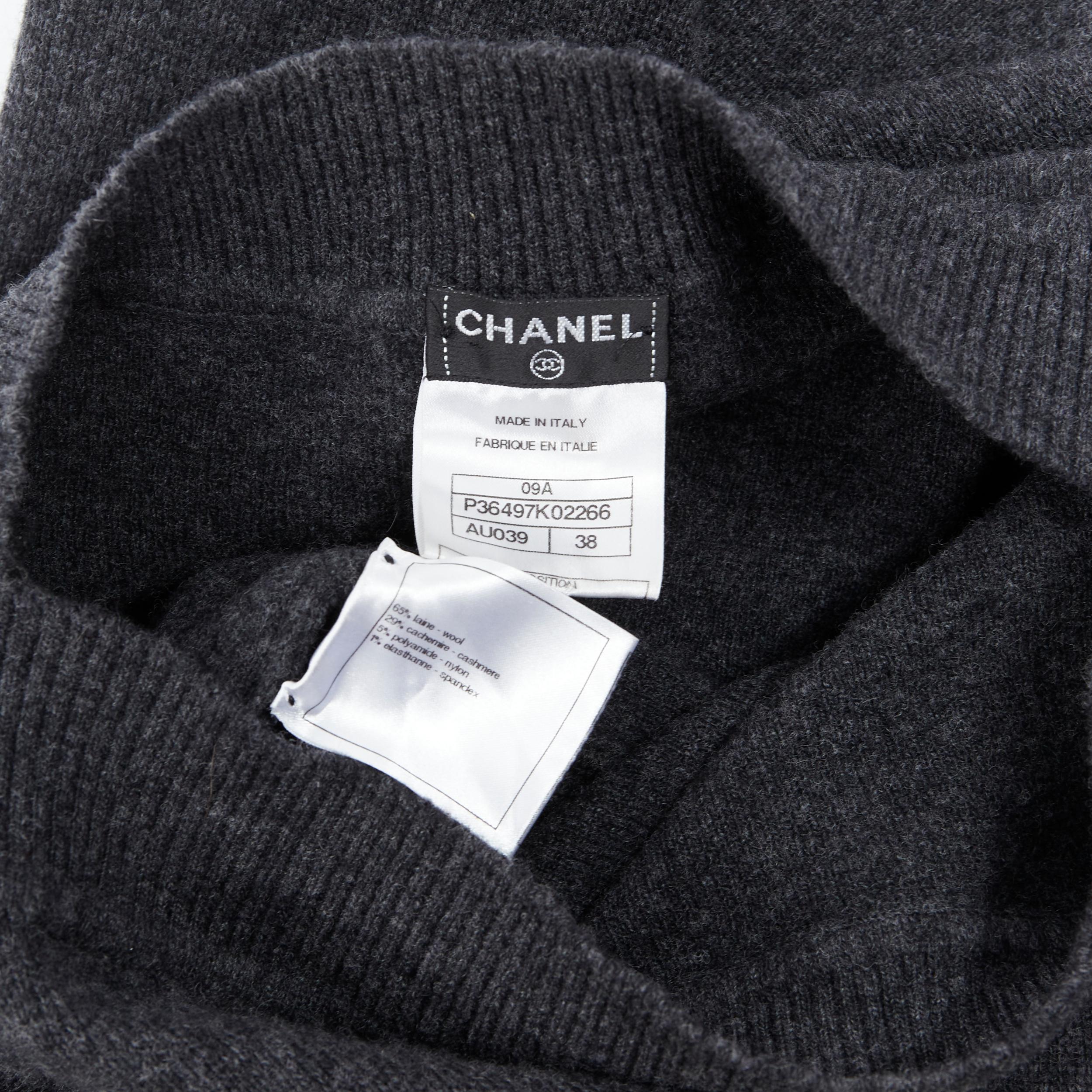 CHANEL 09A grey wool cashmere blend silver CC buckle design sweater dress FR38 6