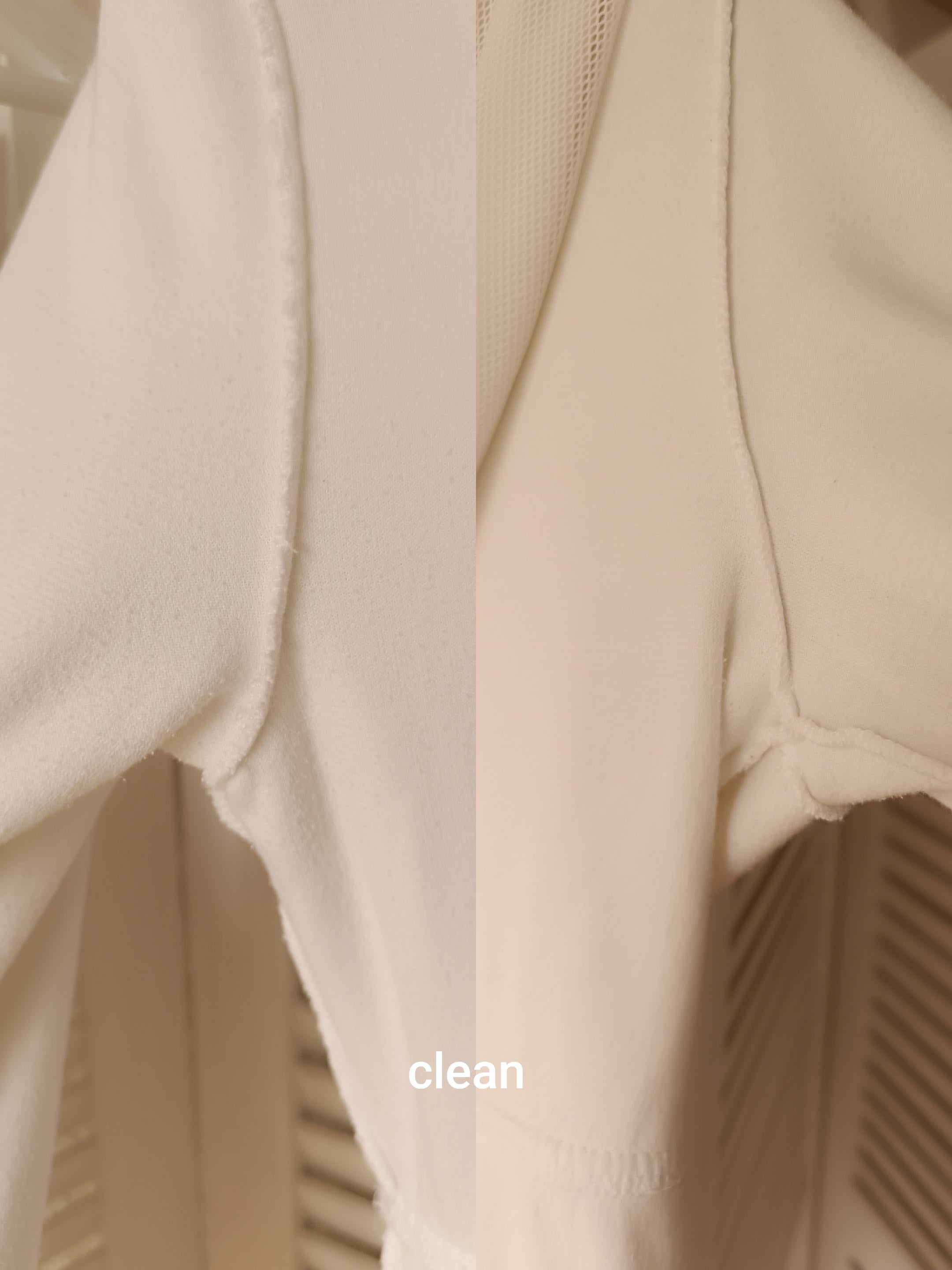 Chanel 09C CC 2009 CRUISE Sport velour tracksuit For Sale 5