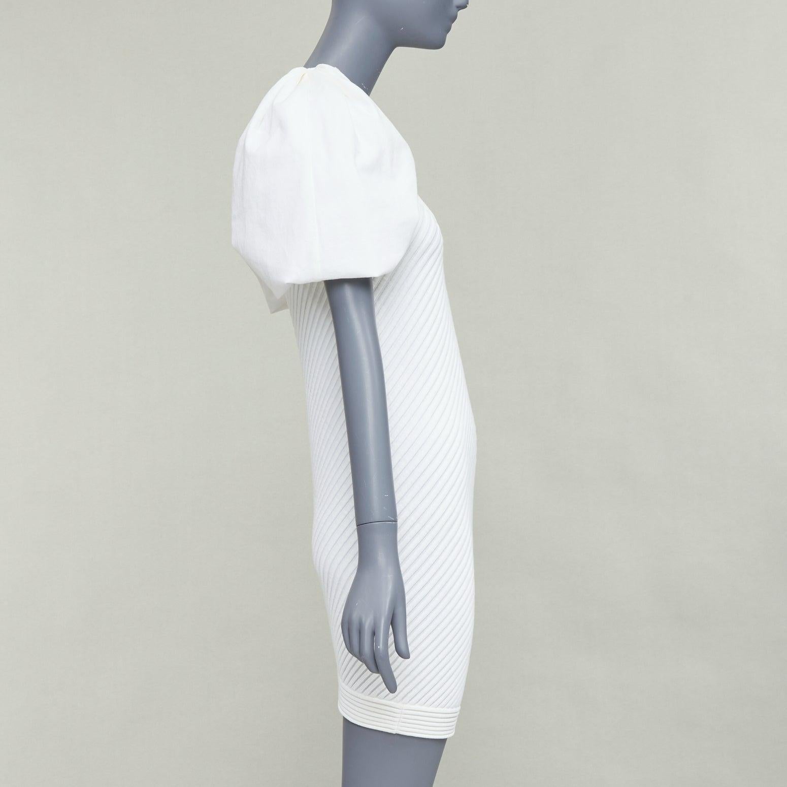CHANEL 09P white cotton blend chevron puff sleeve CC buttons knit dress FR34 XS In Good Condition For Sale In Hong Kong, NT