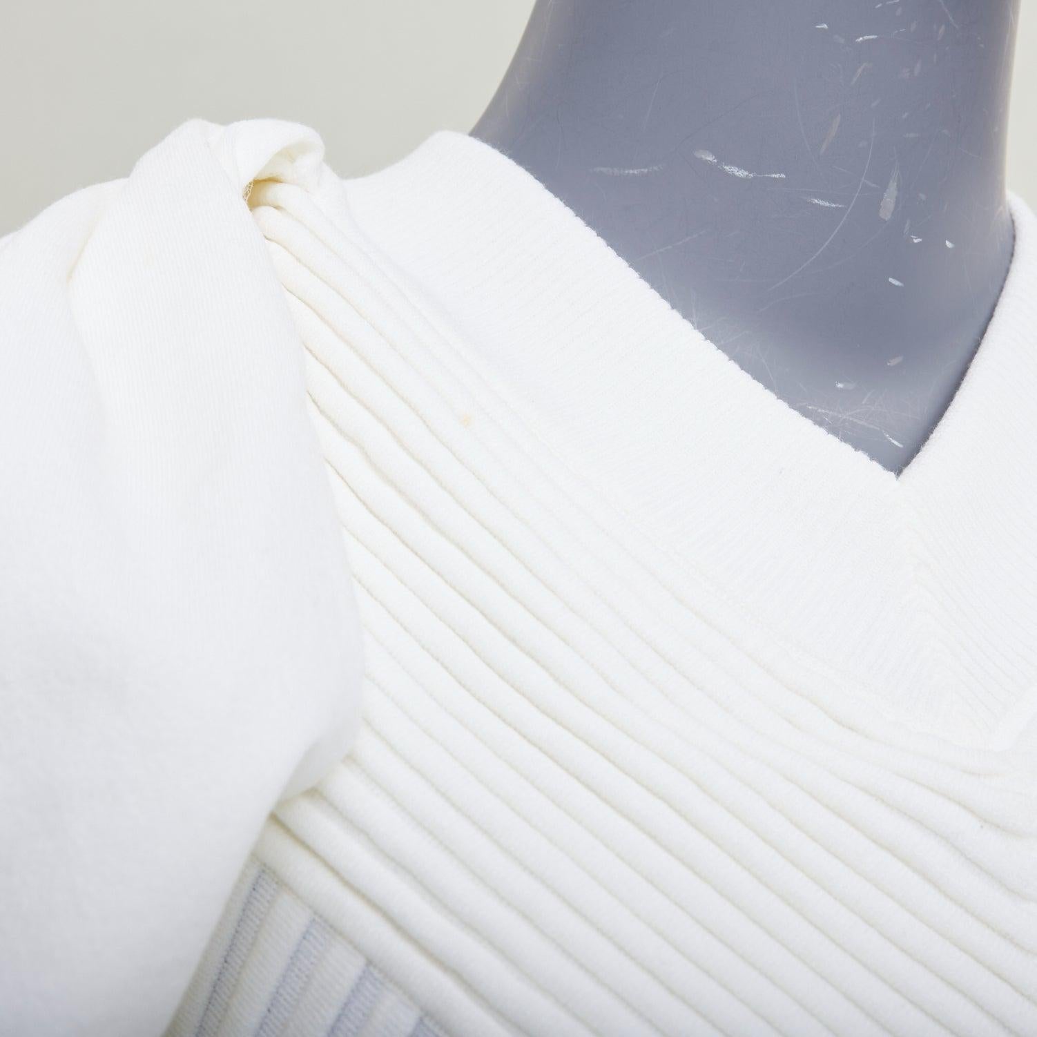 CHANEL 09P white cotton blend chevron puff sleeve CC buttons knit dress FR34 XS For Sale 2