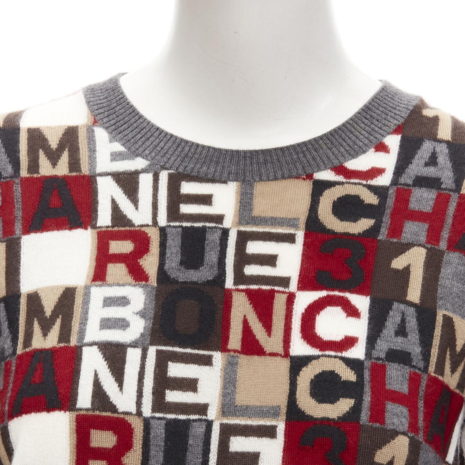 CHANEL 100% cashmere 07A 31 Rue Cambon intarsia sweater top FR42 XL
Reference: TGAS/C01624
Brand: Chanel
Designer: Karl Lagerfeld
Collection: 07A
Material: 100% Cashmere
Color: Multicolour
Pattern: Monogram
Closure: Pullover
Made in: