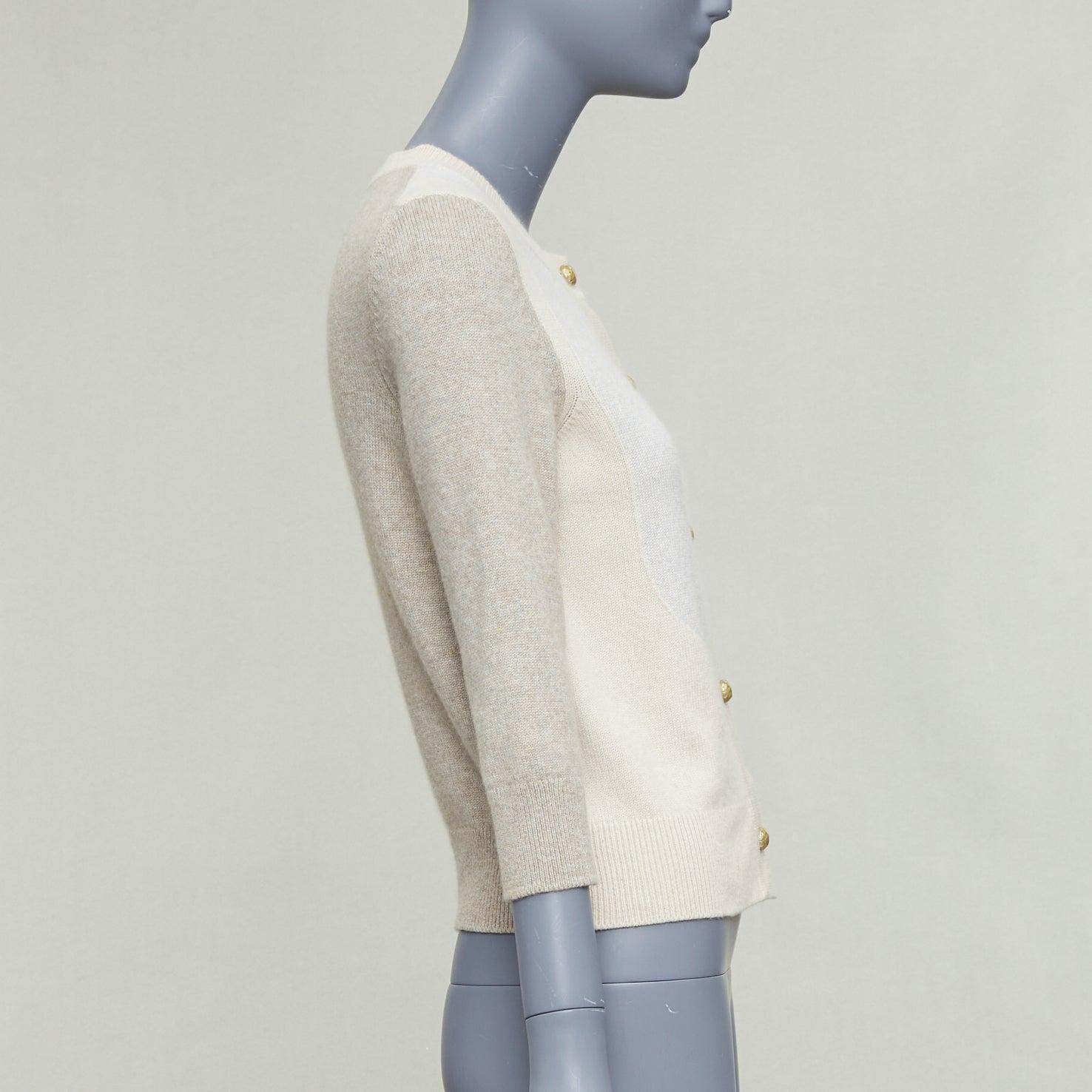 CHANEL 100% Kaschmir beige cremefarben Colorblocked CC Knöpfe Strickjacke FR36 S Damen im Angebot