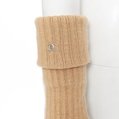 CHANEL 100% cashmere beige open toe ribbed knit foldover CC gloves mittens